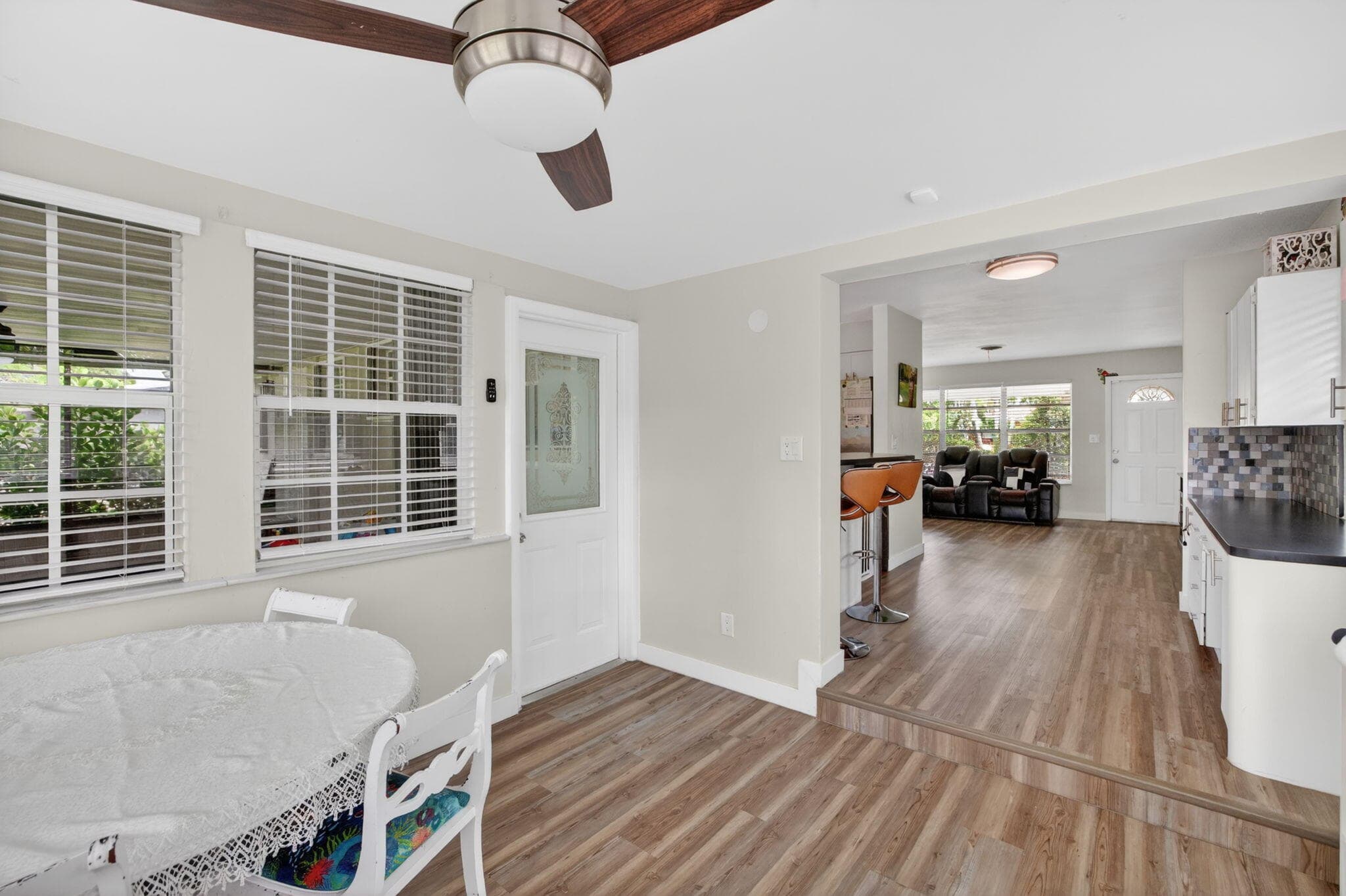 633 NW 30th Street, Wilton Manors, FL 33311 — photo 16 of 30