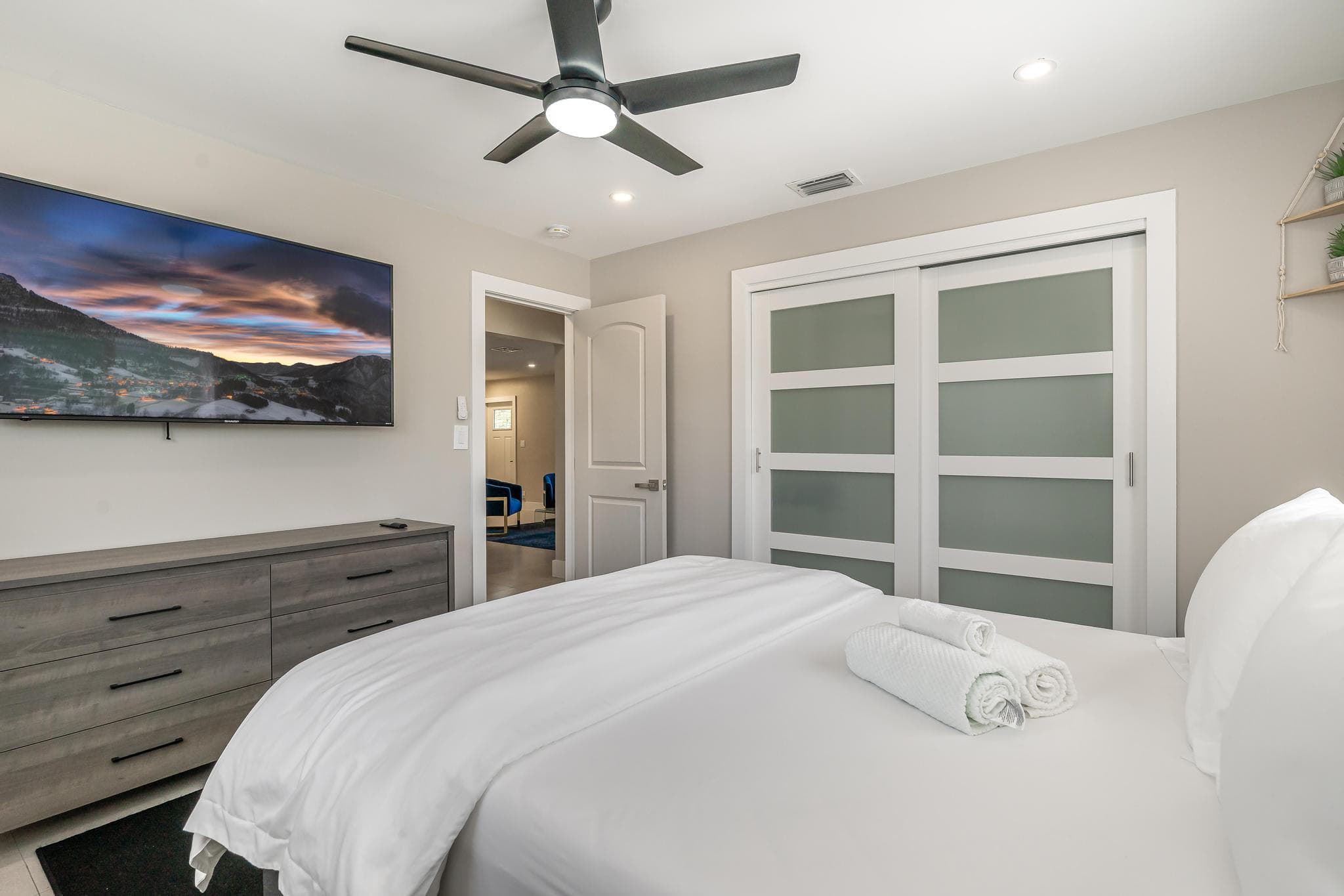 300 SE 8th Court, Pompano Beach, FL 33060 — photo 20 of 27