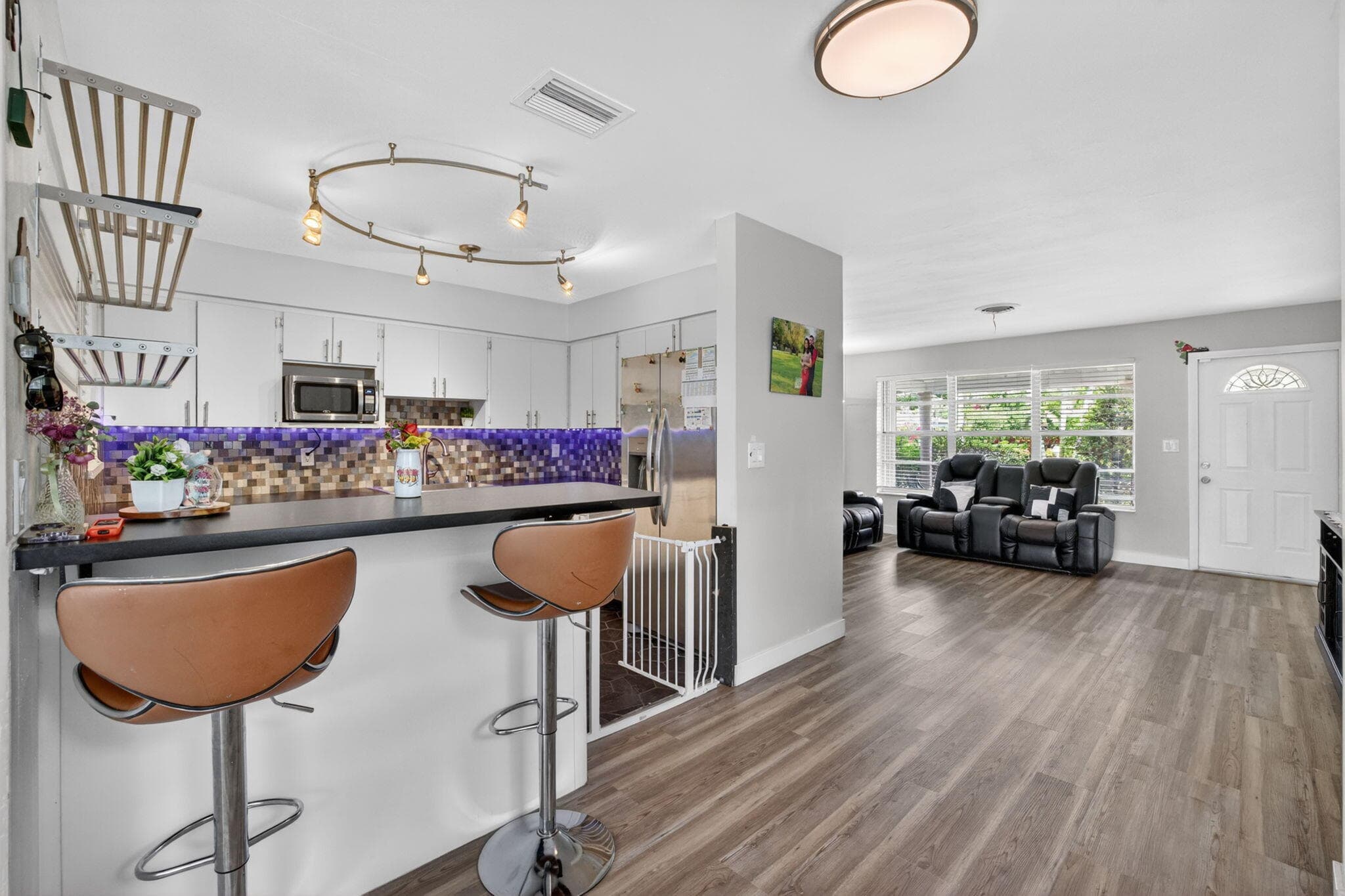 633 NW 30th Street, Wilton Manors, FL 33311 — photo 7 of 30