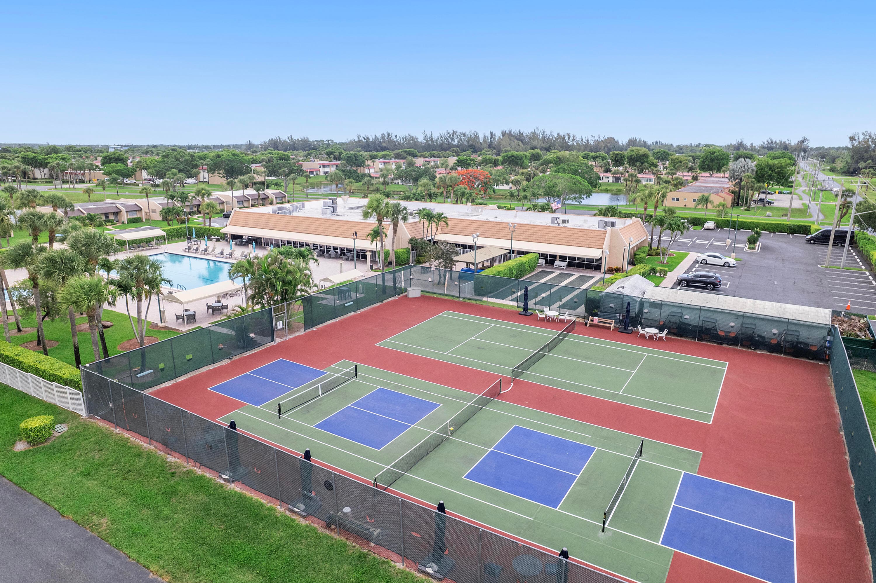 118 Lake Constance Drive, West Palm Beach, FL 33411 — photo 21 of 25
