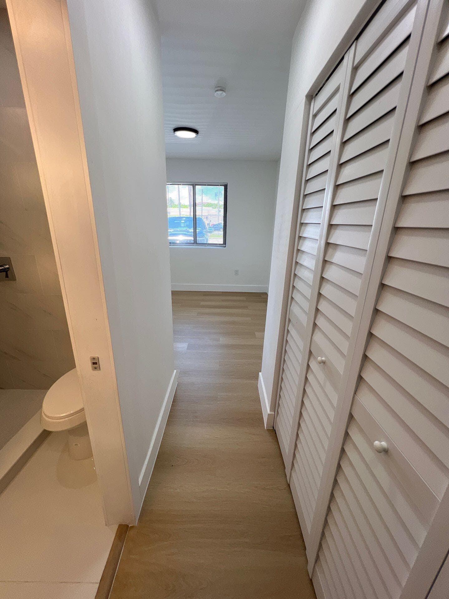 1350 NE 162nd Street 2, North Miami Beach, FL 33162 — photo 5 of 14