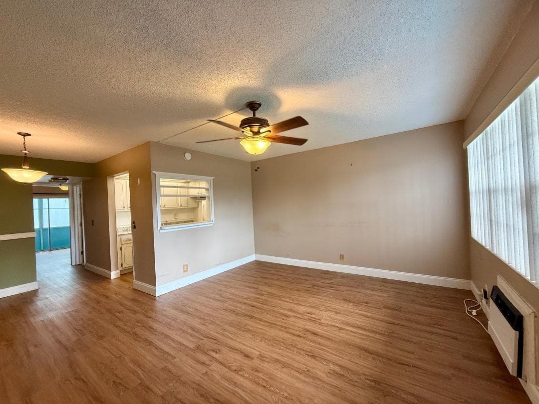 364 Camden P 364, West Palm Beach, FL 33417 — photo 2 of 13
