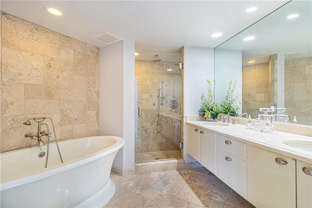 333 Las Olas Way 2608, Fort Lauderdale, FL 33301 — photo 6 of 24