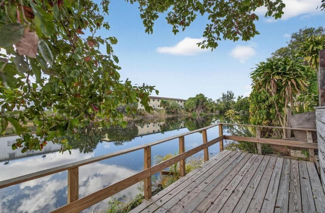 540 NW 43rd Street, Deerfield Beach, FL 33064 — photo 1 of 37