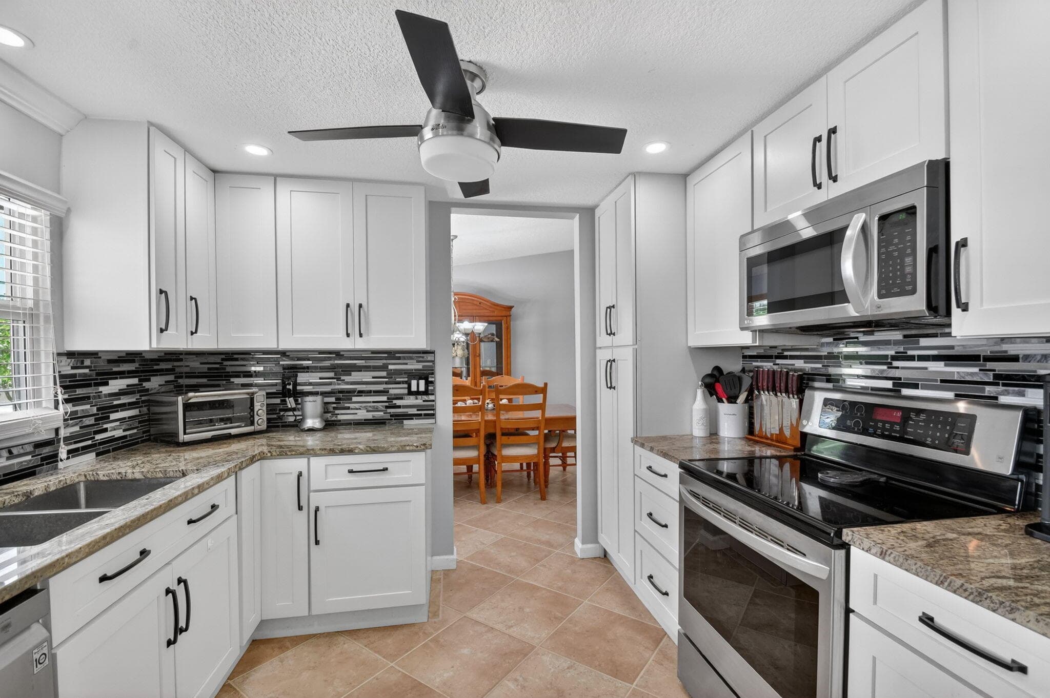 5363 Benjamin Avenue, Boynton Beach, FL 33472 — photo 37 of 117