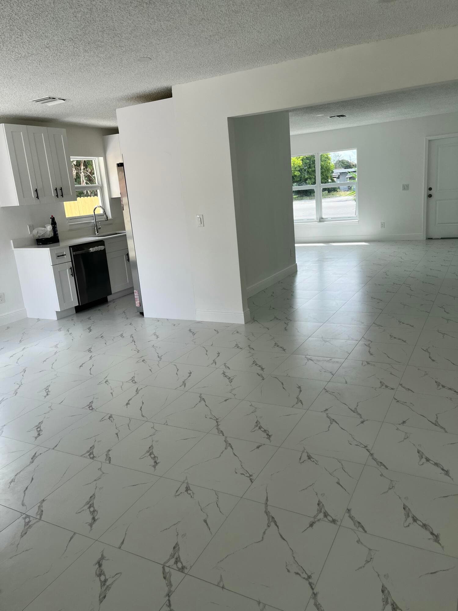 2747 Summit Boulevard, West Palm Beach, FL 33406 — photo 14 of 20