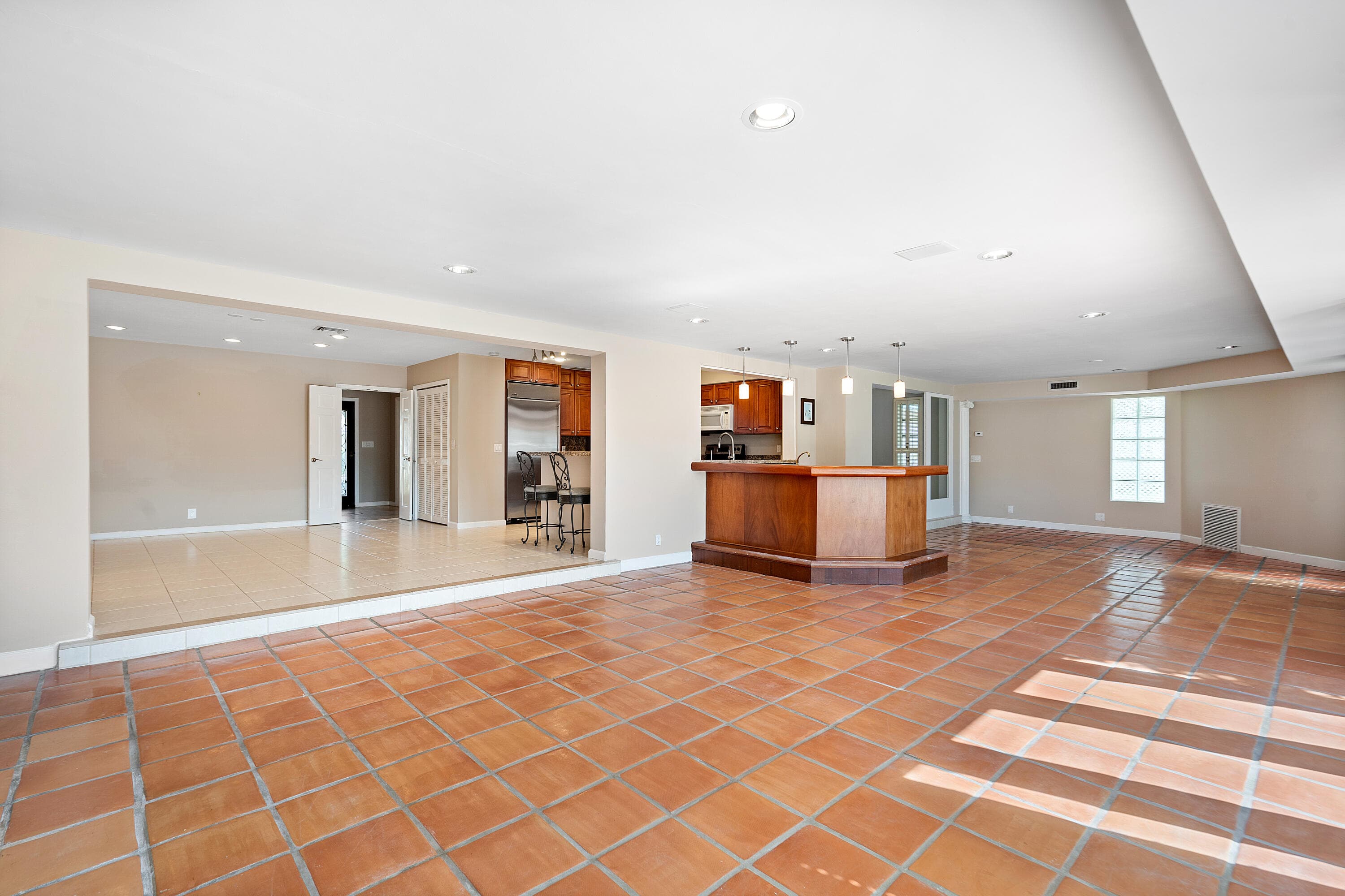 3731 NE 29th Avenue, Lighthouse Point, FL 33064 — photo 11 of 40