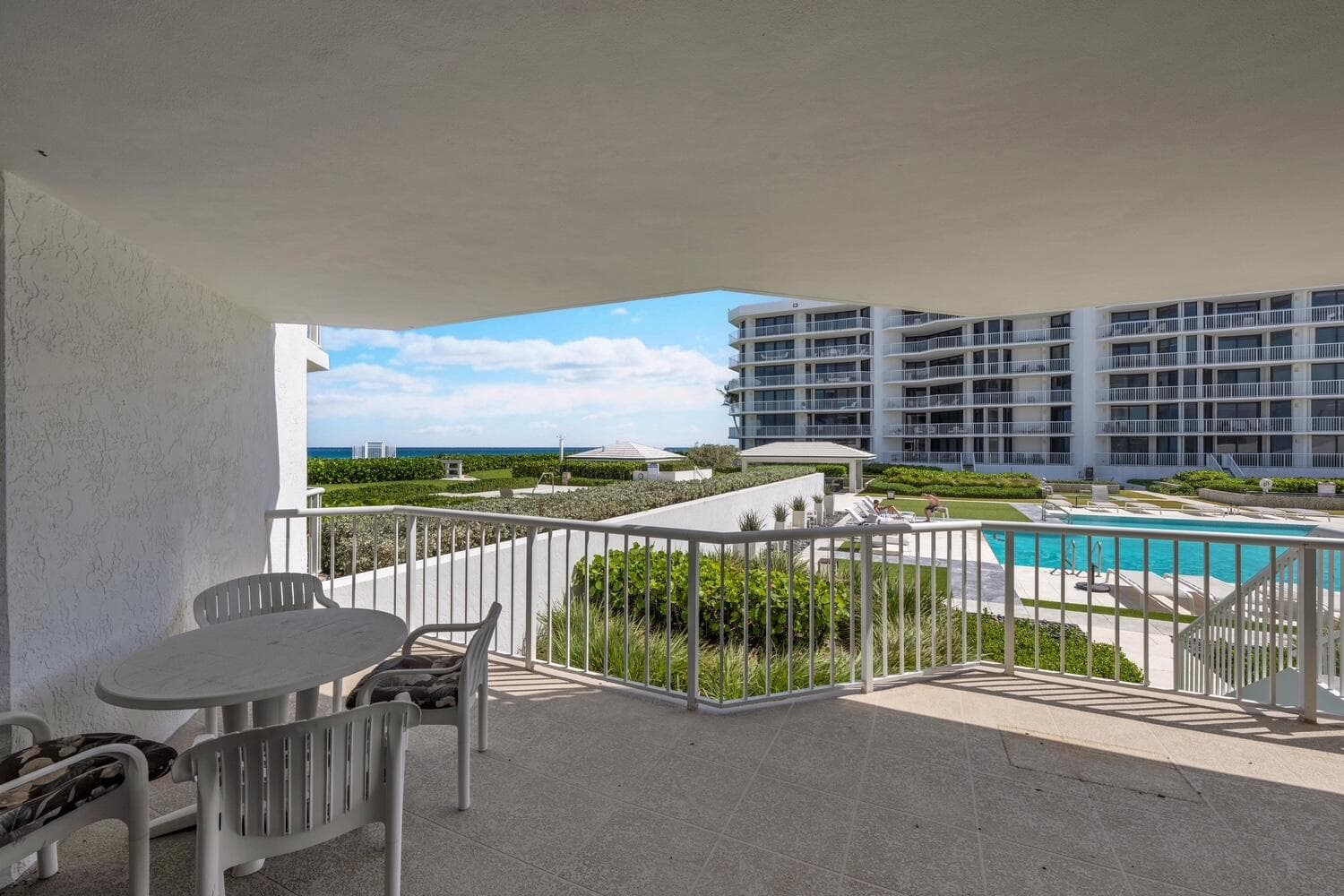 3170 S Ocean Boulevard 201n, Palm Beach, FL 33480 — photo 2 of 19