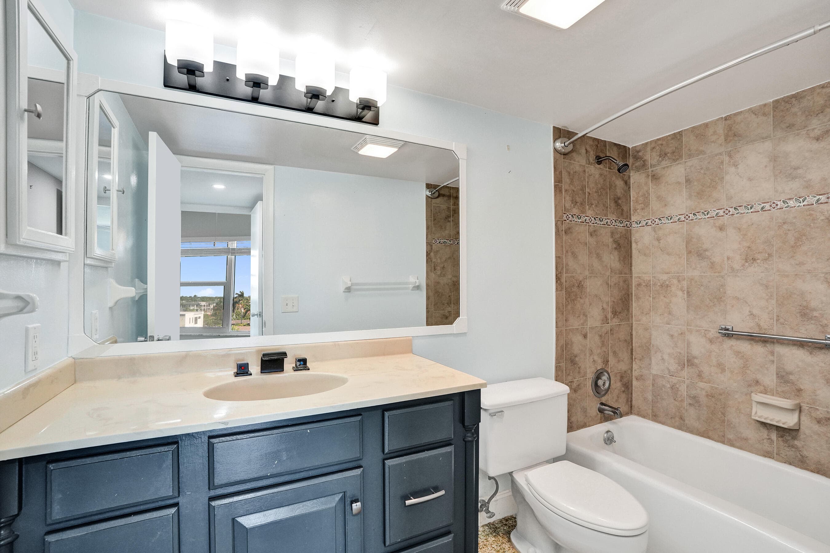 2611 N Riverside Drive 604, Pompano Beach, FL 33062 — photo 28 of 72