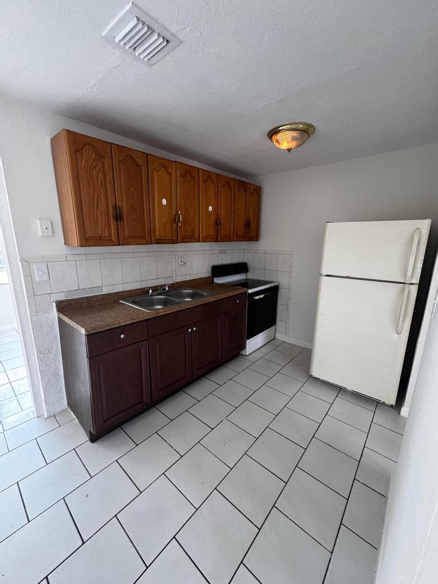 1820 NW 35th Avenue, Lauderhill, FL 33311 — photo 6 of 15