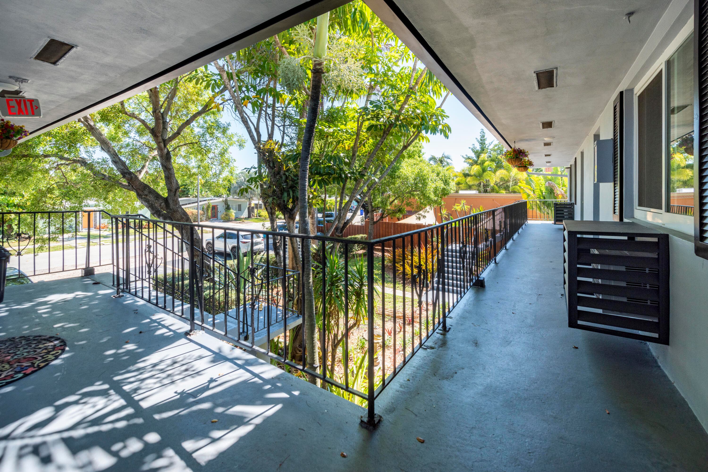806 NE 16th Place 1-8, Fort Lauderdale, FL — photo 16 of 21