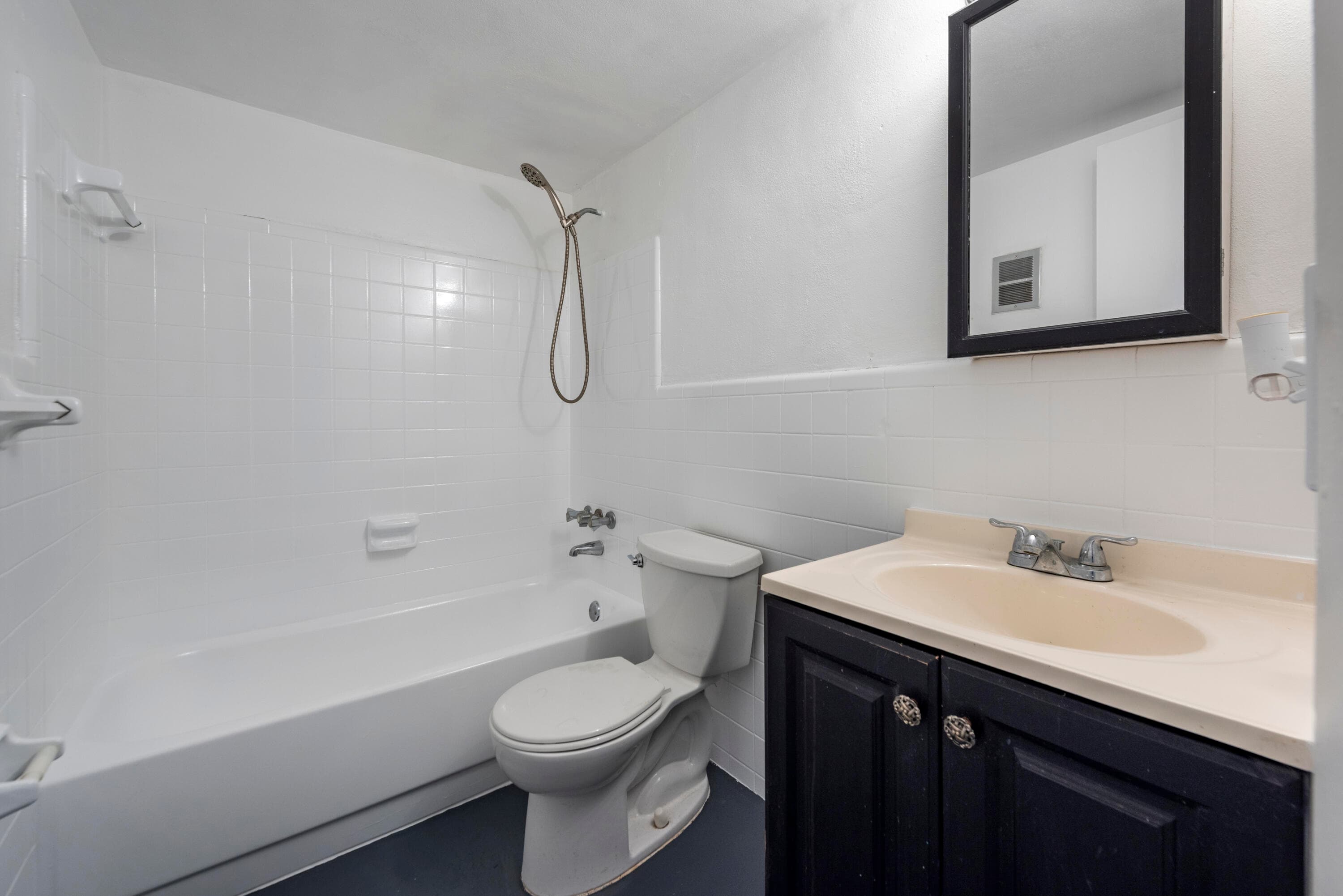 806 NE 16th Place 1-8, Fort Lauderdale, FL — photo 15 of 21