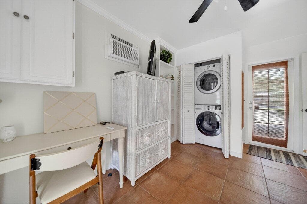 262 SE Monterey Avenue, Stuart, FL 34996 — photo 24 of 43