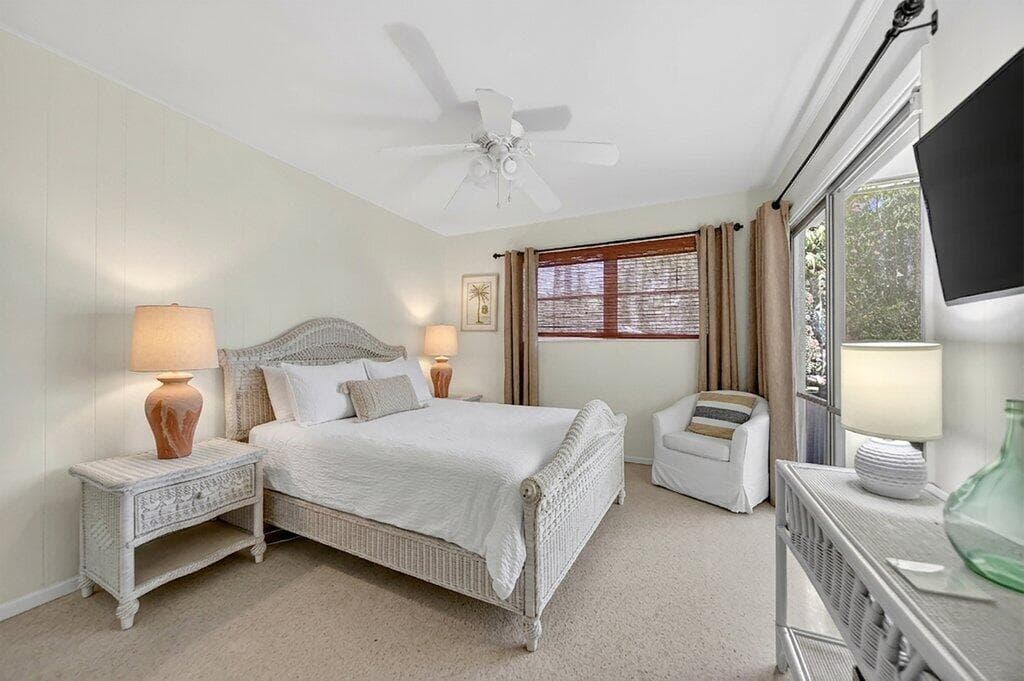262 SE Monterey Avenue, Stuart, FL 34996 — photo 30 of 43