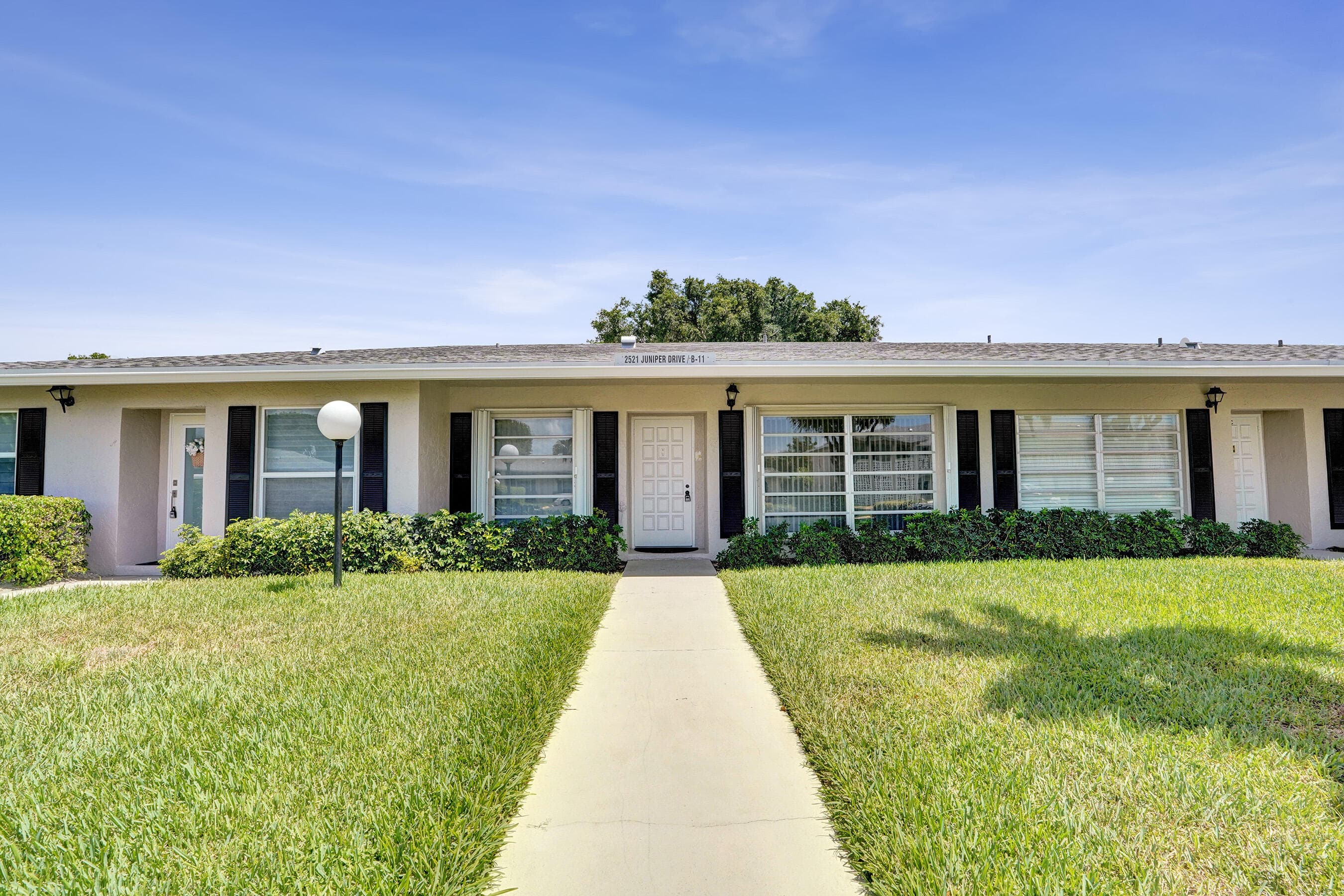 2521 Juniper Drive 11-b, Delray Beach, FL 33445 — photo 2 of 41