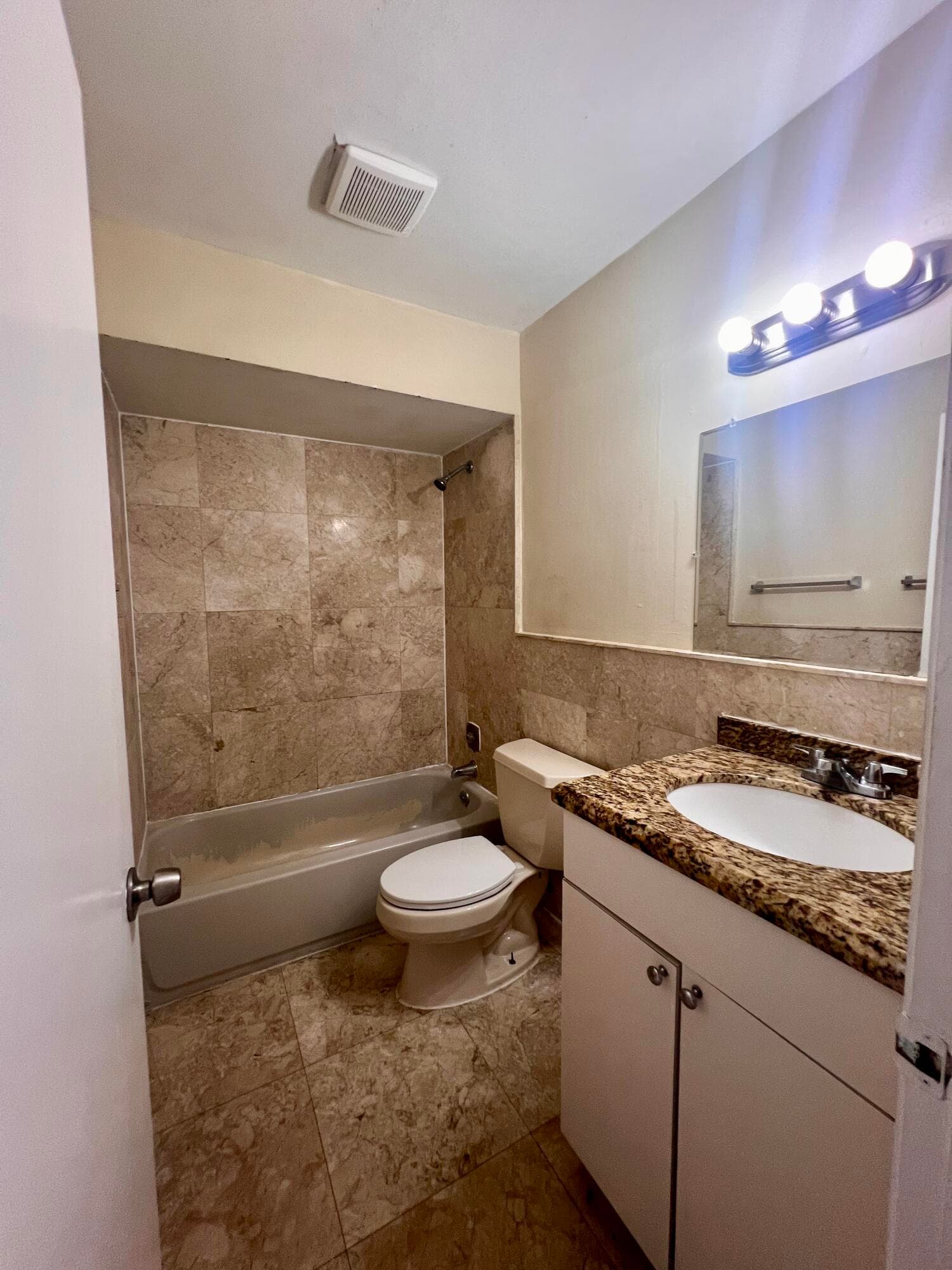 6034 Forest Hill Boulevard 209, West Palm Beach, FL 33415 — photo 14 of 23
