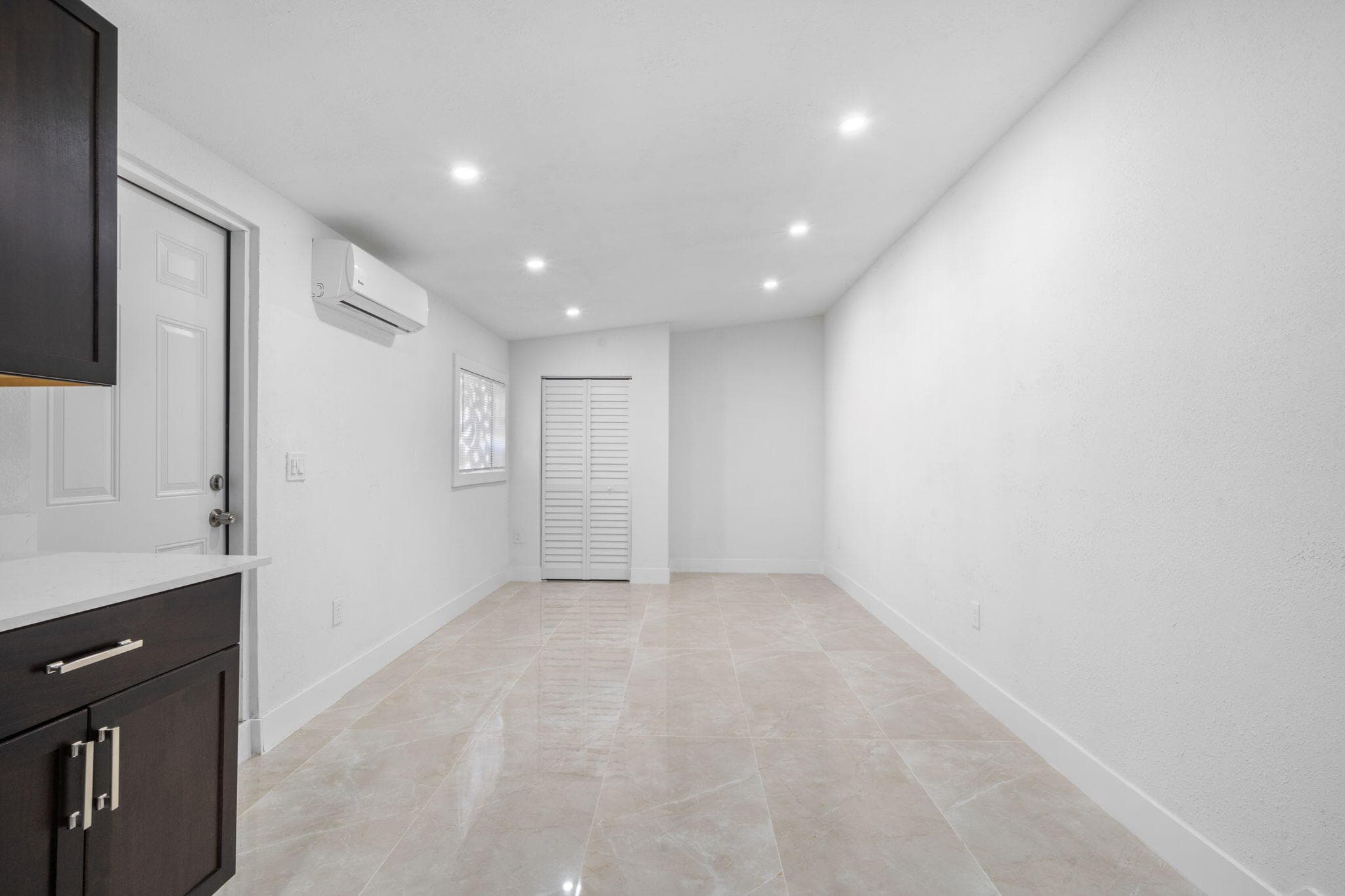 1300 NW 90th Street, Miami, FL 33147 — photo 2 of 7