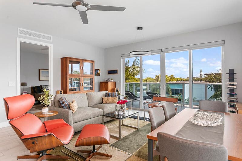 1 S Palmway 303, Lake Worth Beach, FL 33460 — photo 3 of 35