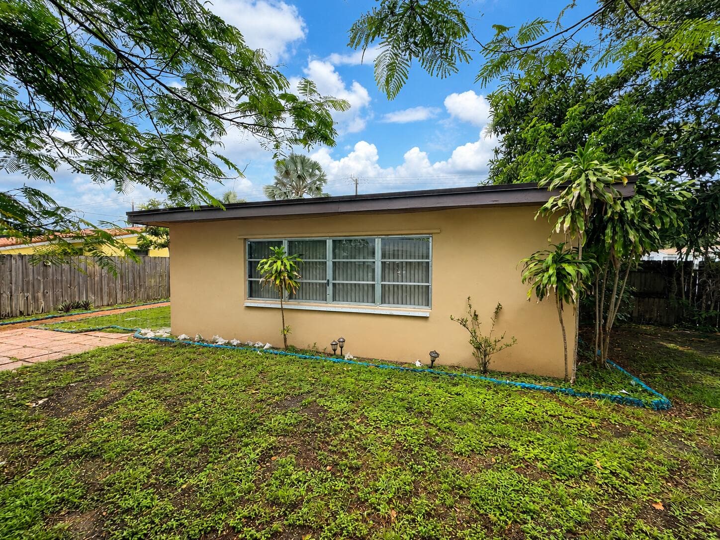 6600 Allen Street, Hollywood, FL 33024 — photo 28 of 32