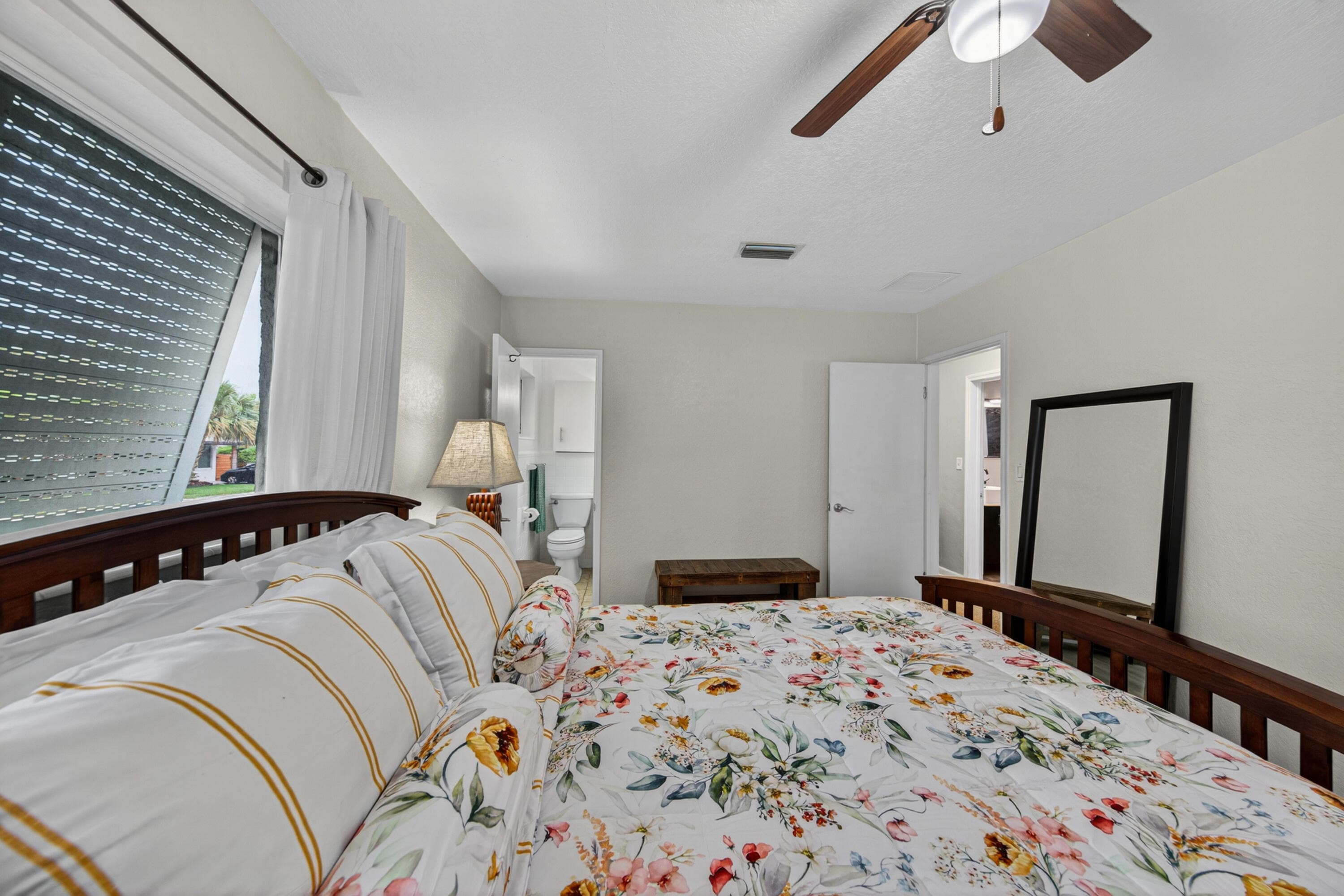 2216 NW 2nd Avenue, Wilton Manors, FL 33311 — photo 43 of 55