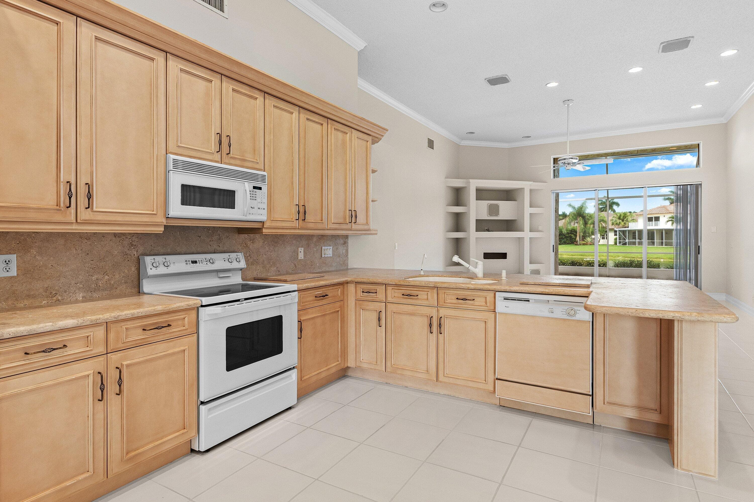 10653 St Thomas Drive, Boca Raton, FL 33498 — photo 15 of 62