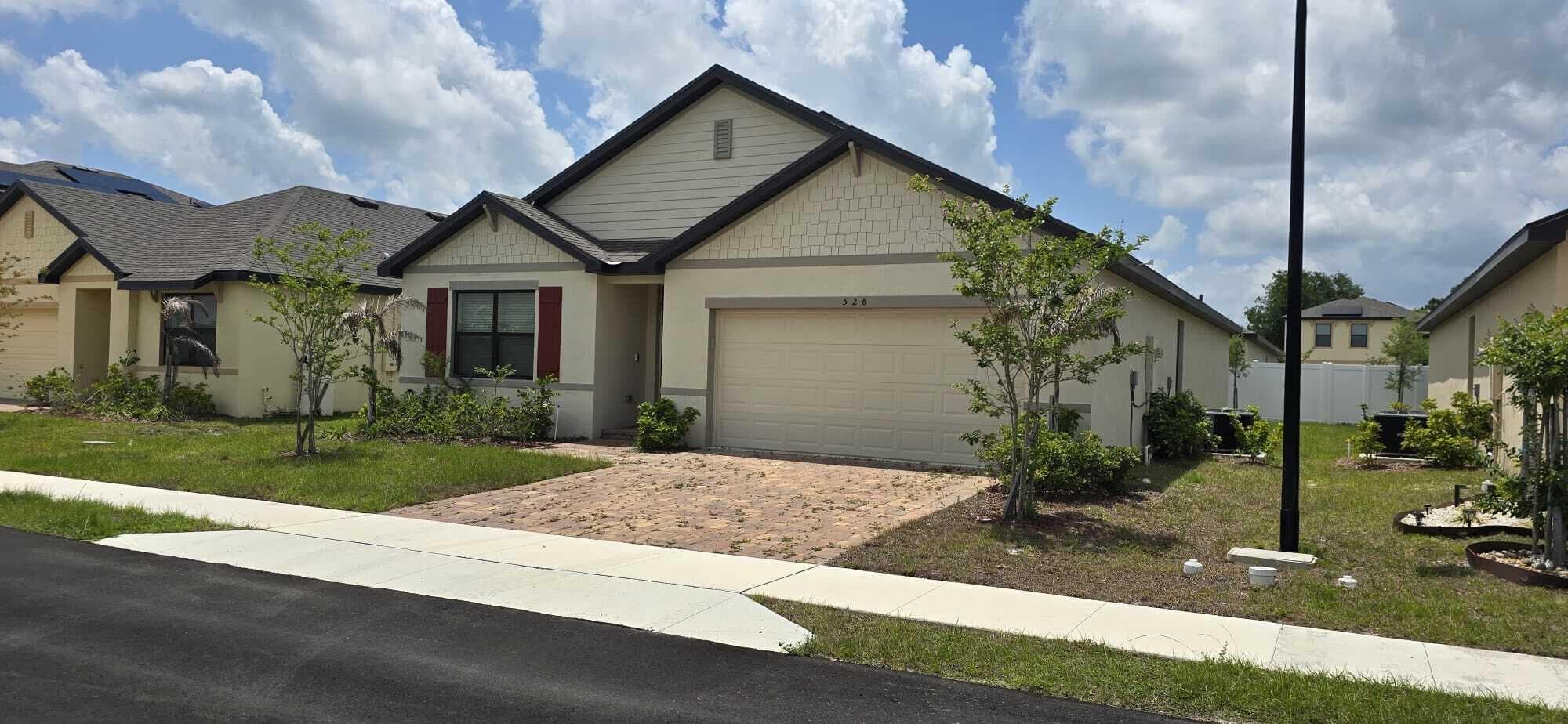 528 Seafoam Circle, Fort Pierce, FL 34945 — photo 2 of 37