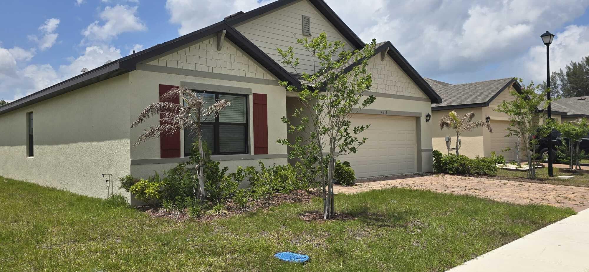 528 Seafoam Circle, Fort Pierce, FL 34945 — photo 4 of 37