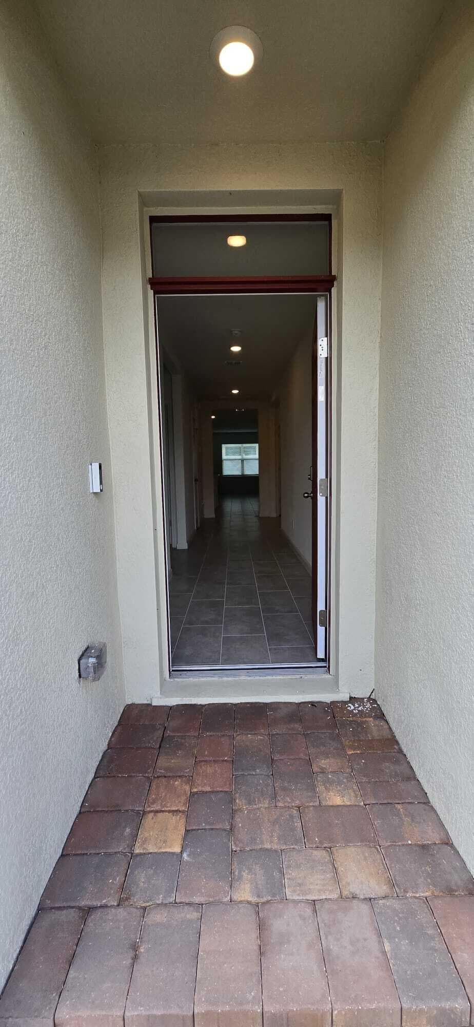 528 Seafoam Circle, Fort Pierce, FL 34945 — photo 5 of 37