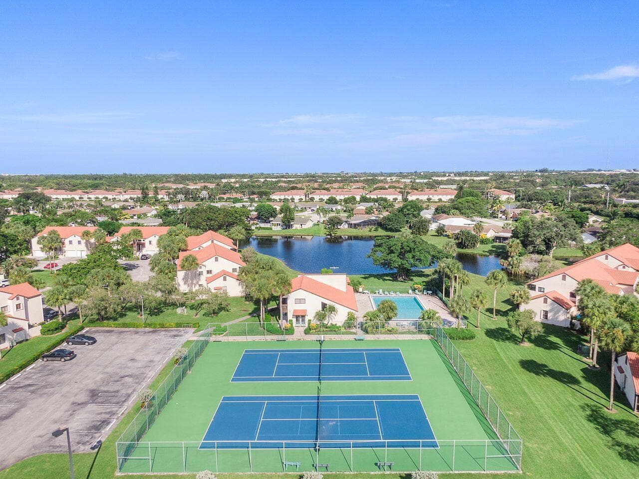 21 Vía De Casas Norte, Boynton Beach, FL 33426 — photo 30 of 33