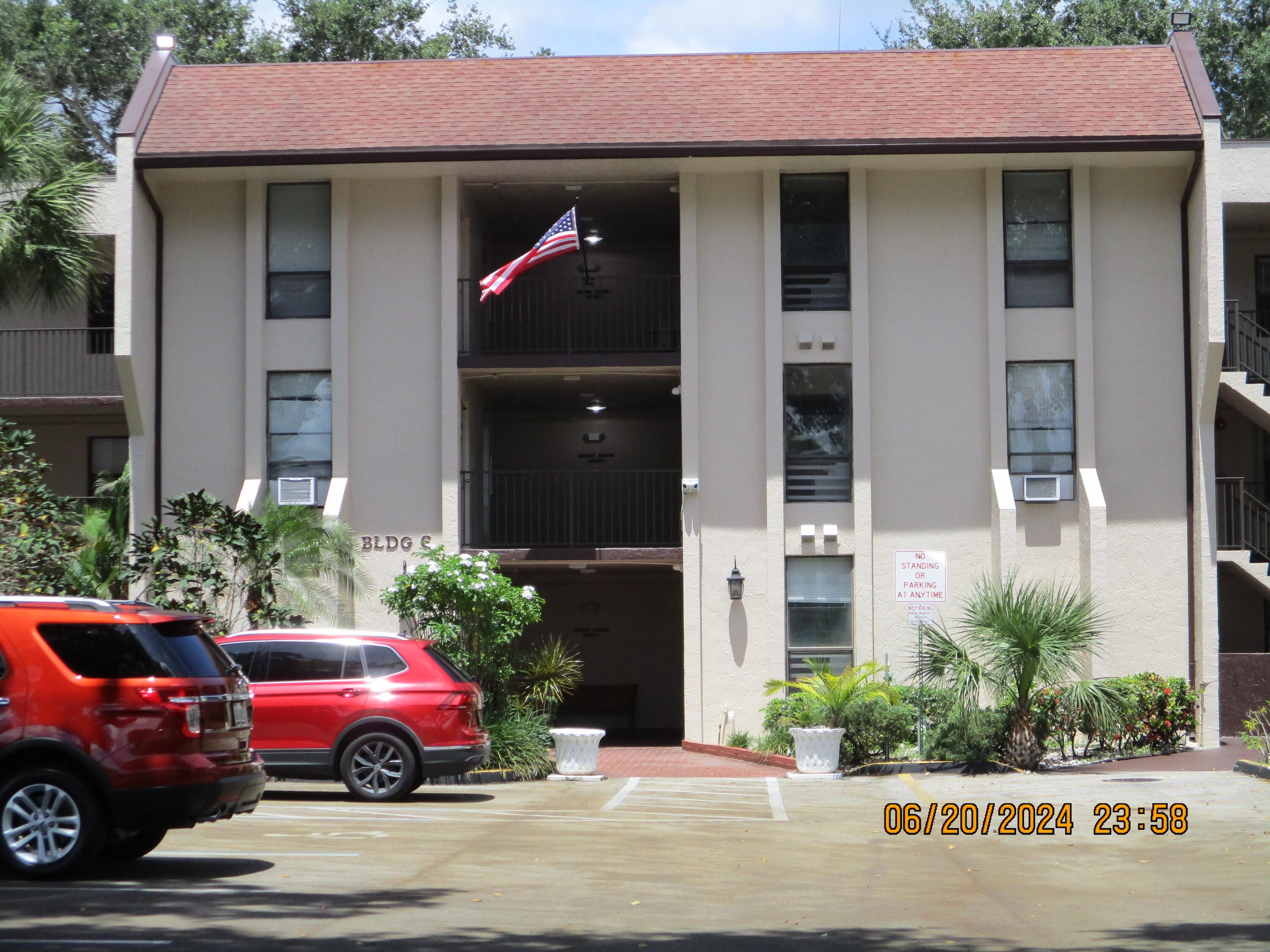 6751 N University Drive 320, Tamarac, FL 33321 — photo 1 of 21