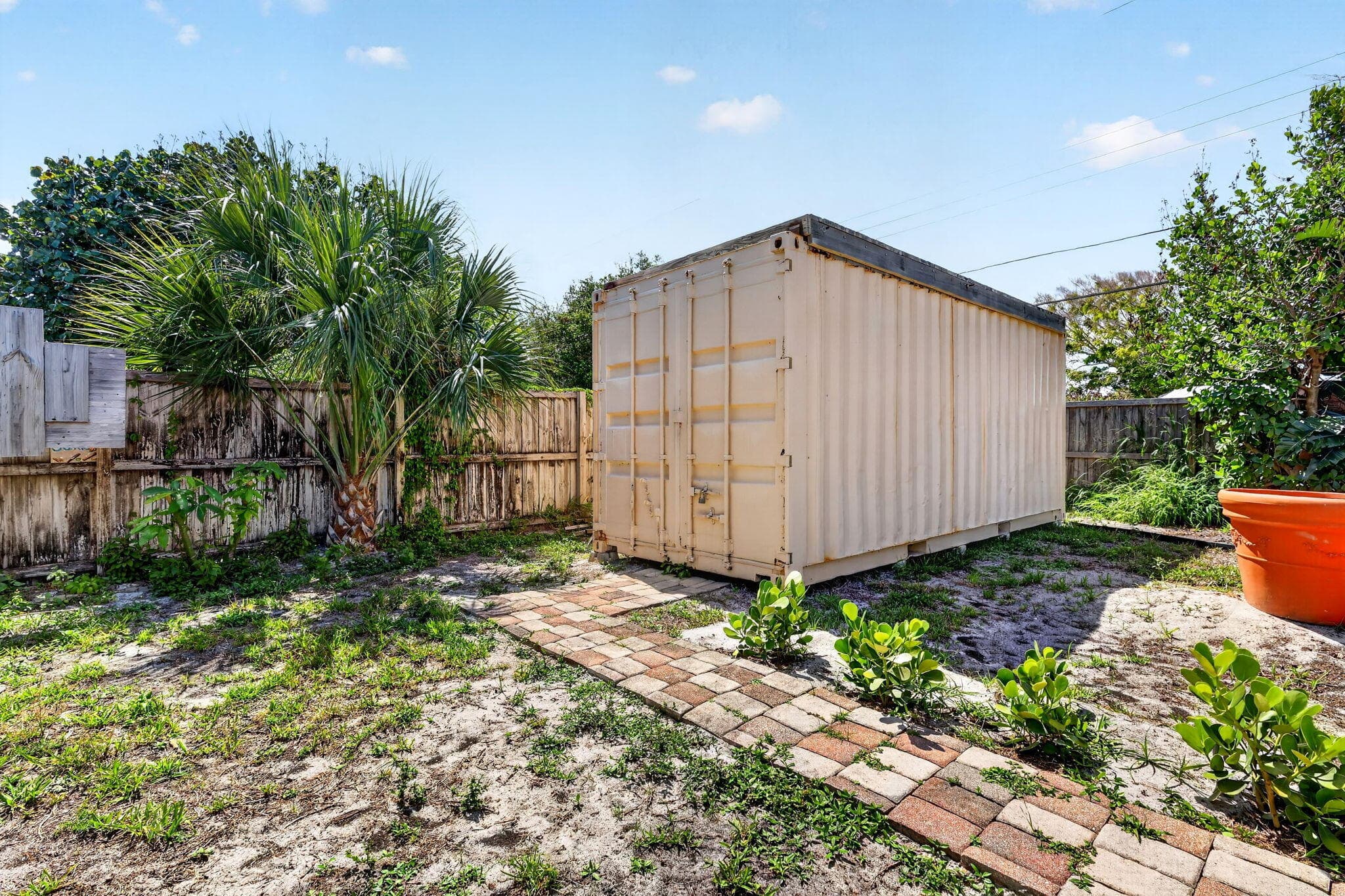 8143 SE Woodland Road, Hobe Sound, FL 33455 — photo 21 of 30