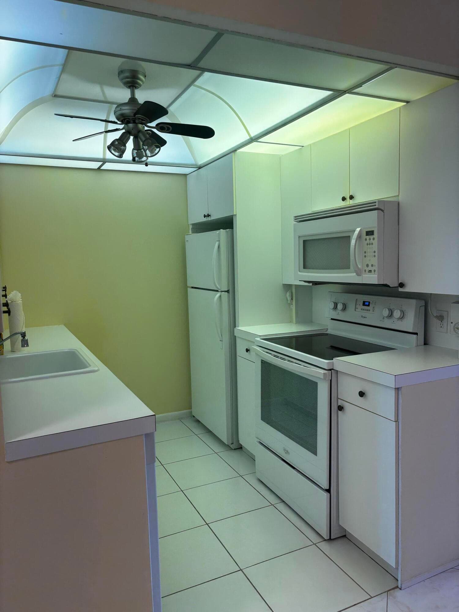 309 Grantham A, Deerfield Beach, FL 33442 — photo 7 of 28