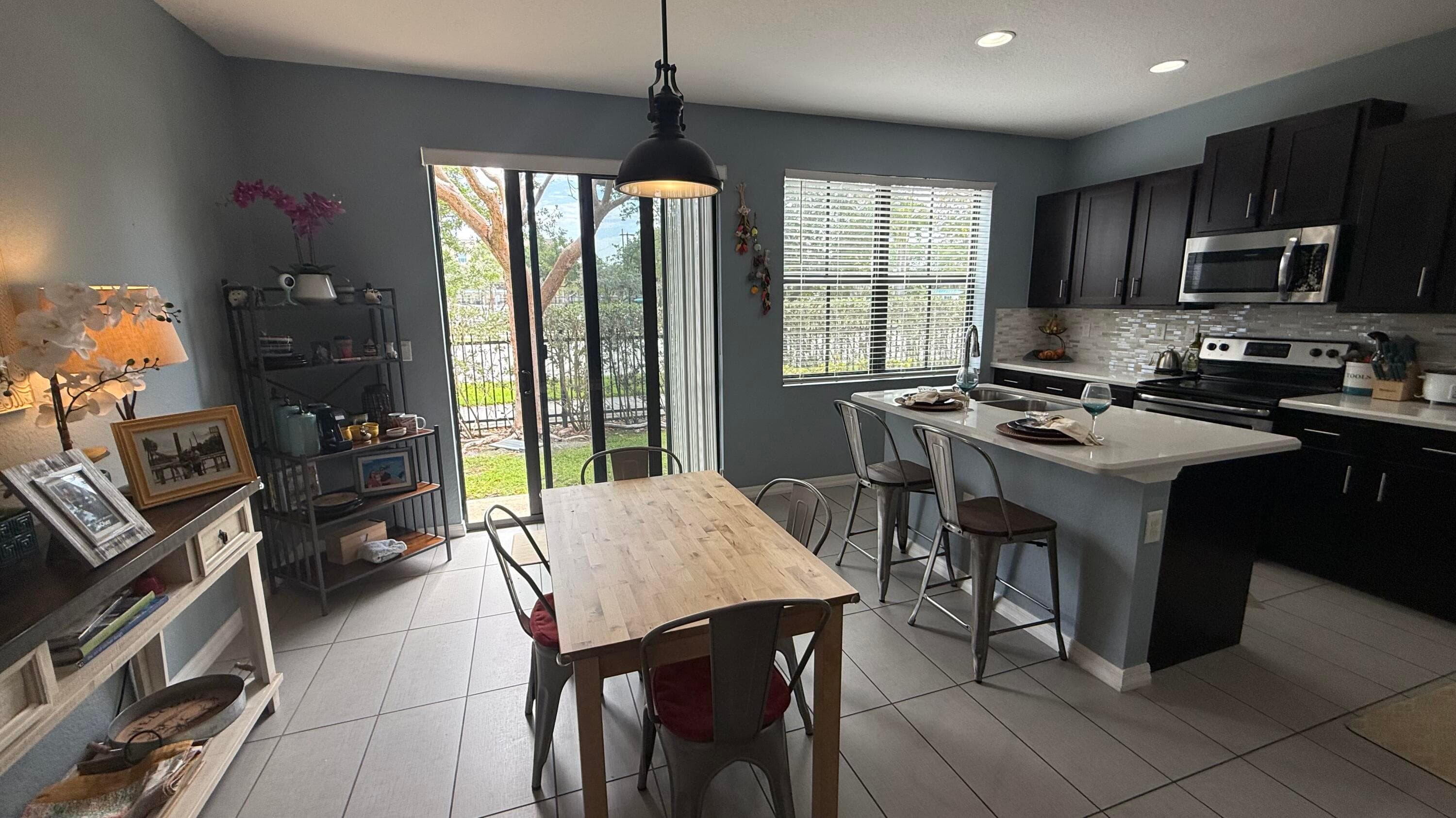 3332 NW 10th Avenue, Pompano Beach, FL 33064 — photo 9 of 35
