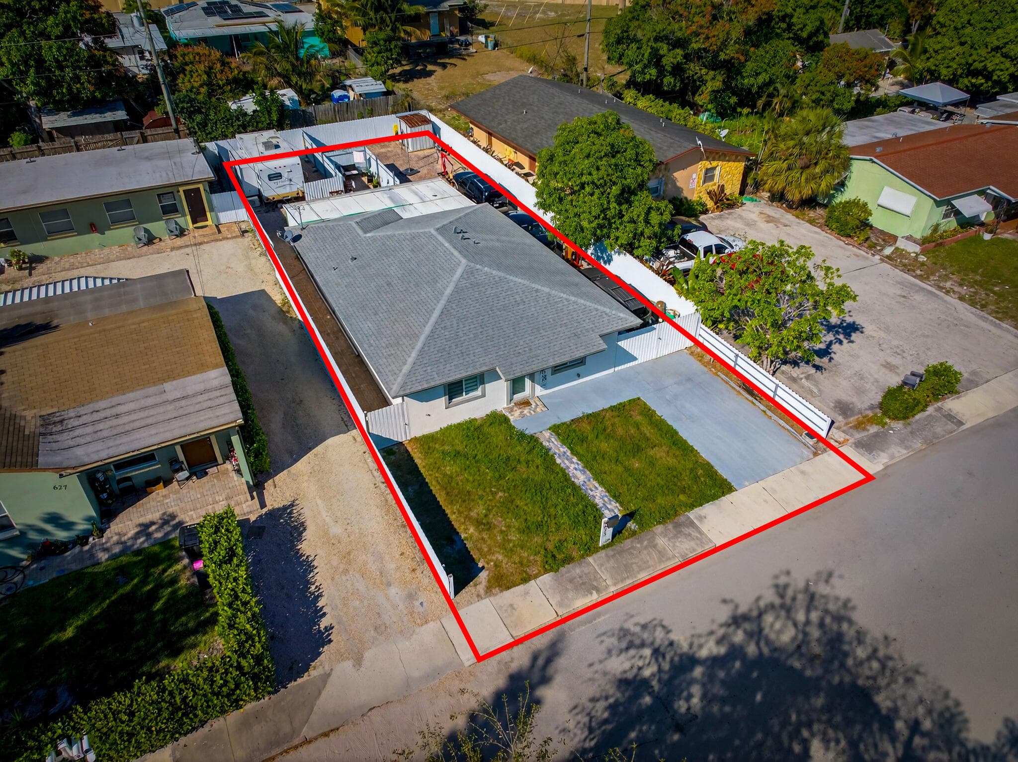 623 S Pine Street, Lake Worth Beach, FL 33460 — photo 3 of 45