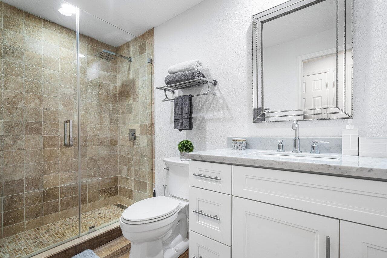 671 Lindell Boulevard, Delray Beach, FL 33444 — photo 34 of 54