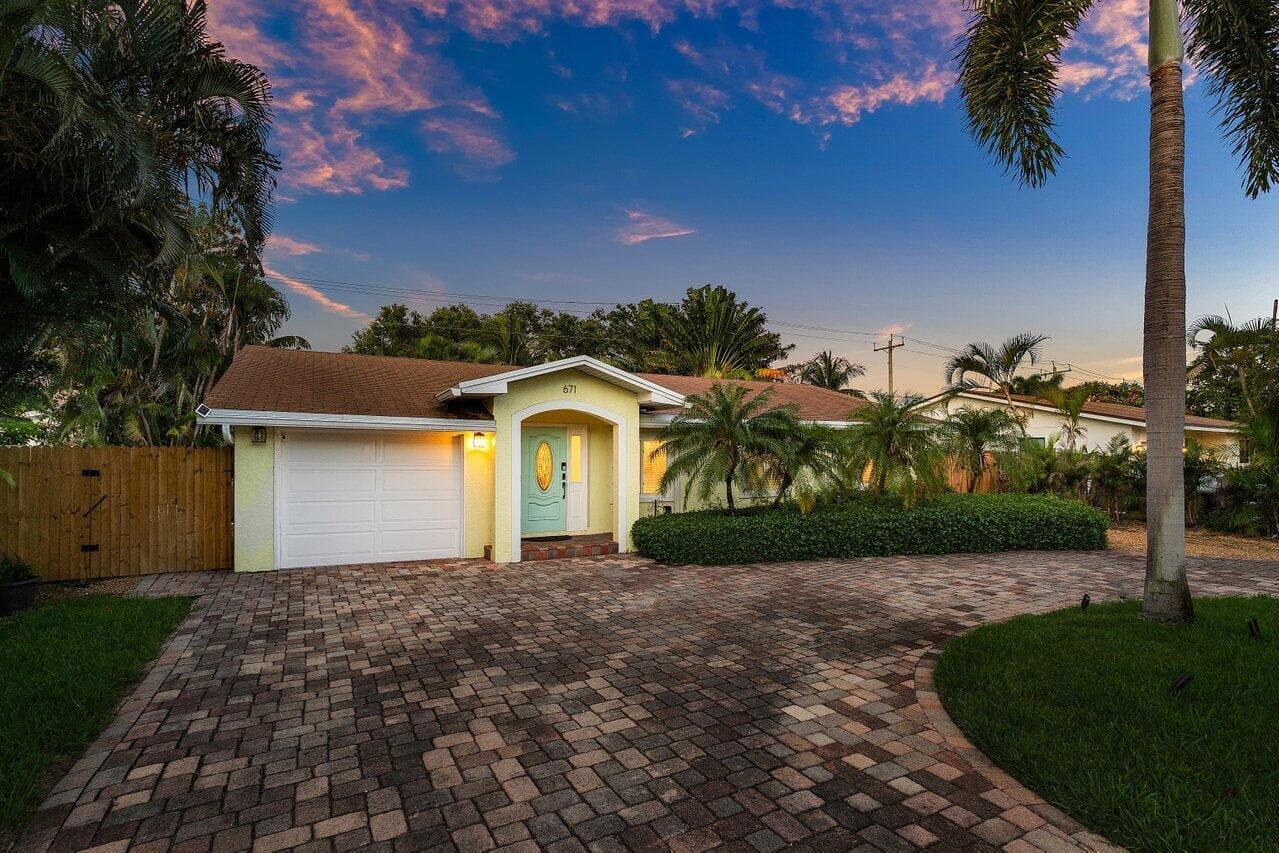 671 Lindell Boulevard, Delray Beach, FL 33444 — photo 46 of 54