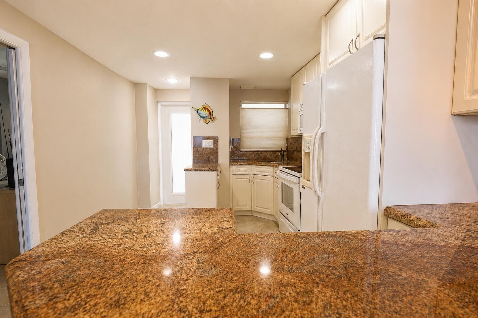 710 N Ocean Boulevard 1107, Pompano Beach, FL 33062 — photo 9 of 42