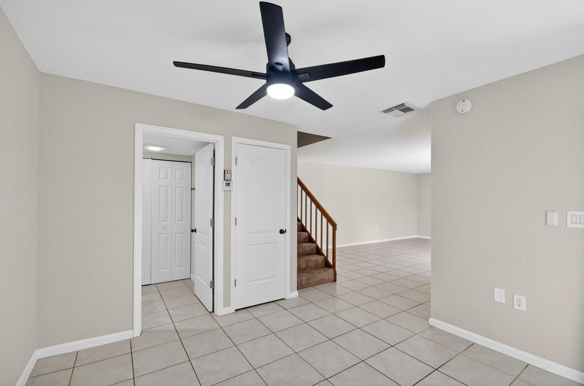 904 9th Court, Palm Beach Gardens, FL 33410 — photo 11 of 33