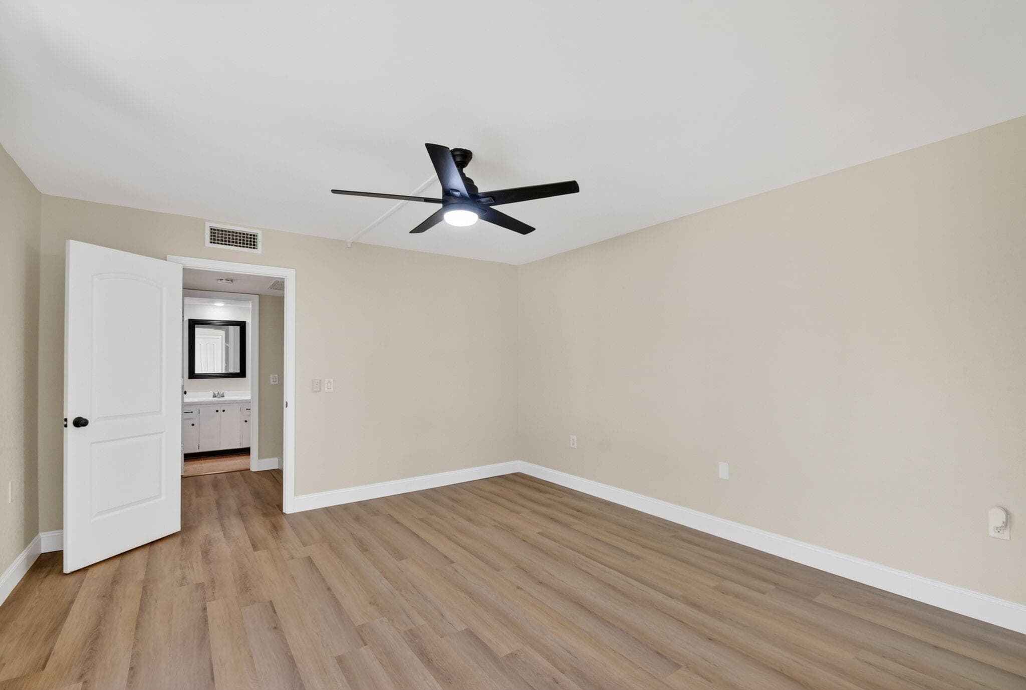 904 9th Court, Palm Beach Gardens, FL 33410 — photo 19 of 33