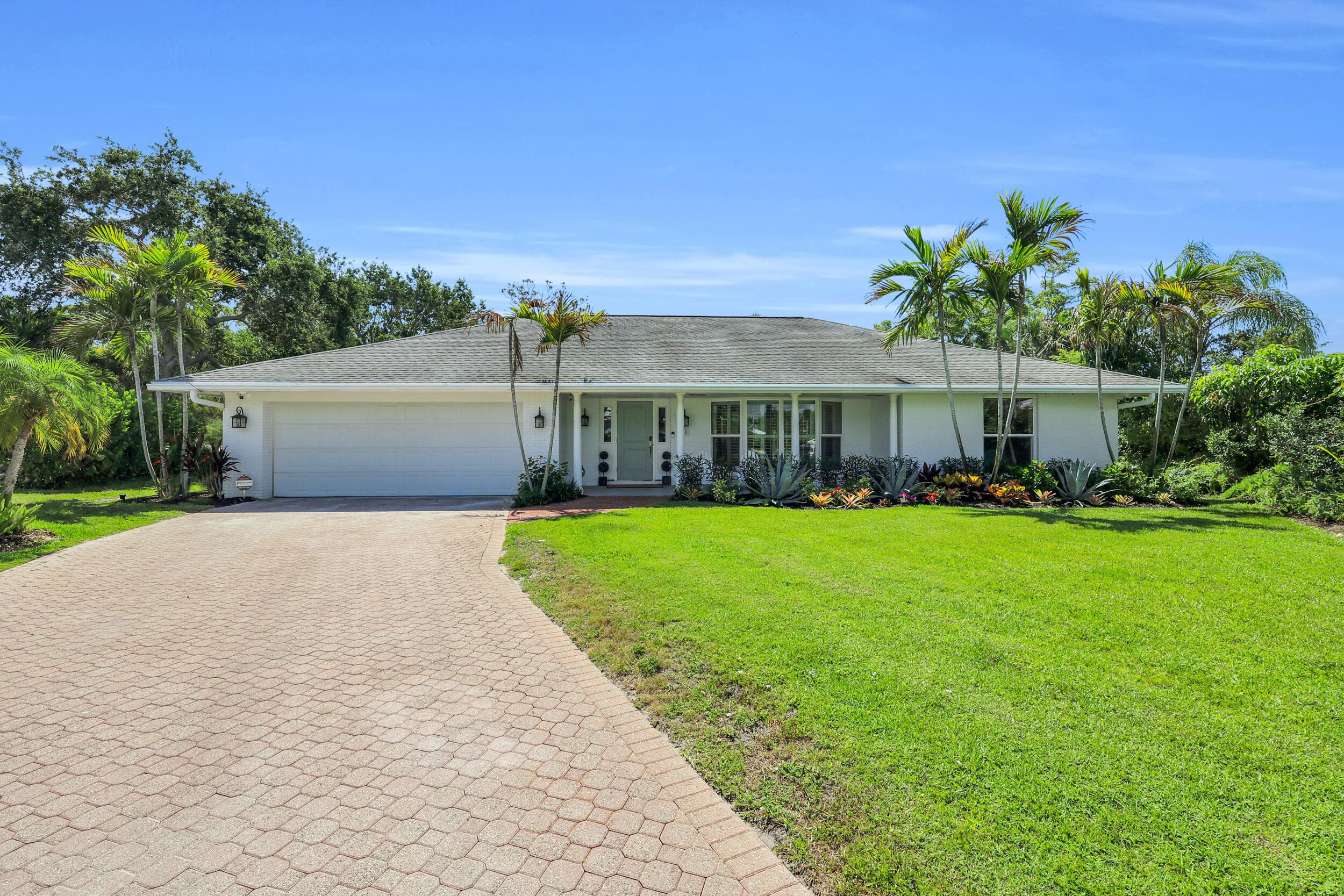 20 Bunker Place, Tequesta, FL 33469 — photo 3 of 47