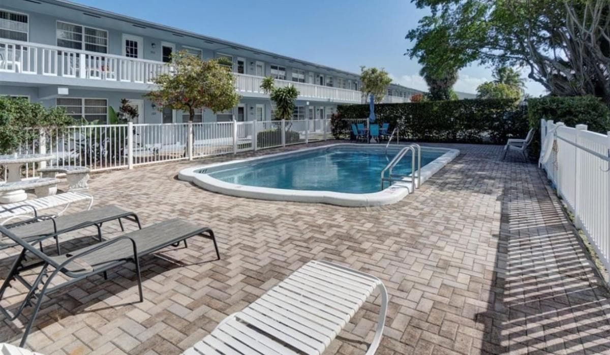 701 Pine Drive 107, Pompano Beach, FL 33060 — photo 5 of 22