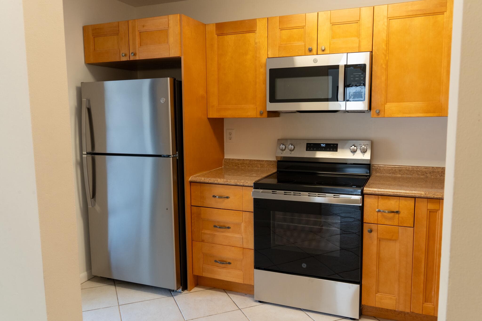 230 SW 1st Street, Boca Raton, FL 33432 — photo 5 of 17