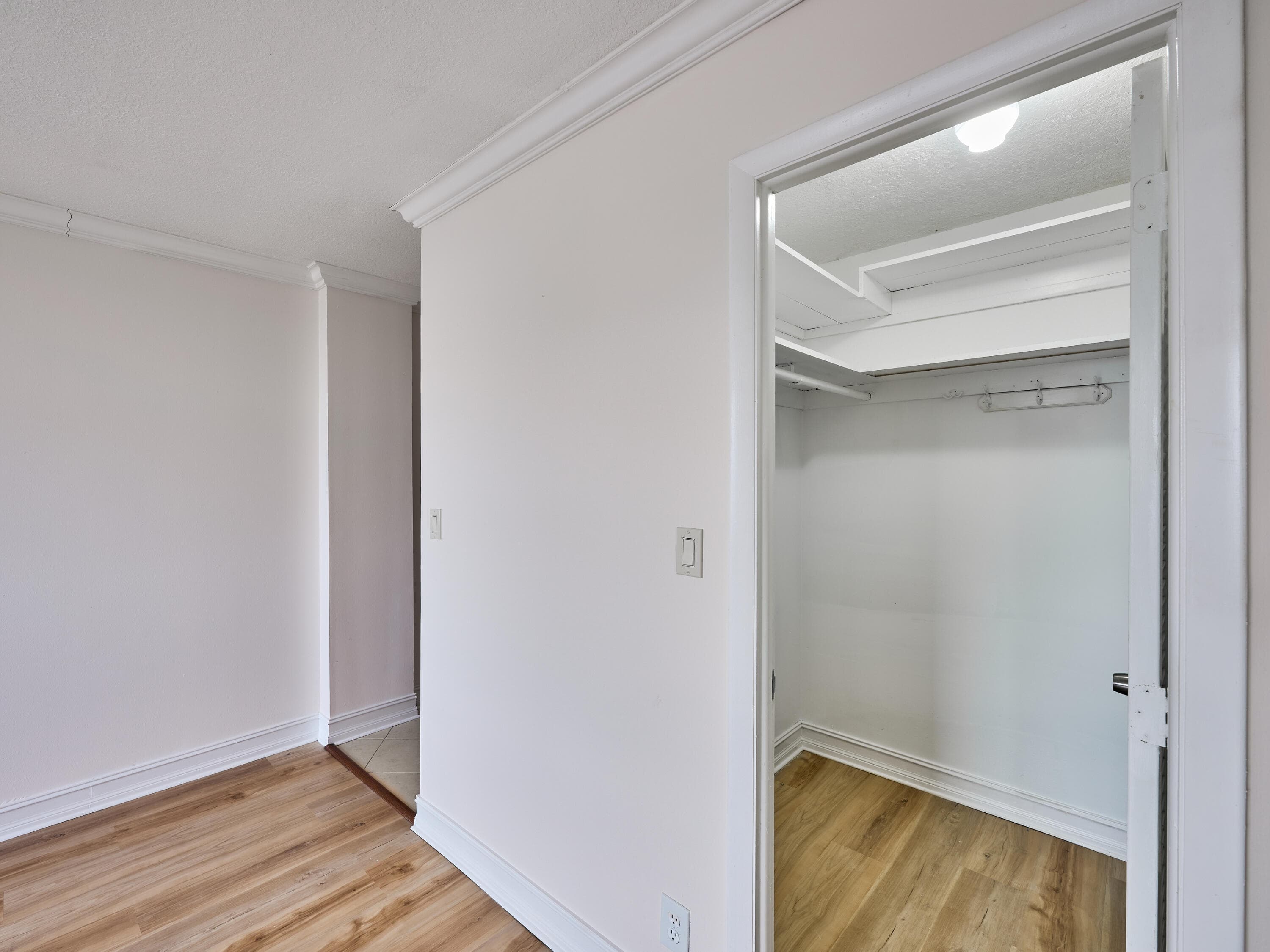305 N Pompano Beach Boulevard 1204, Pompano Beach, FL 33062 — photo 17 of 44