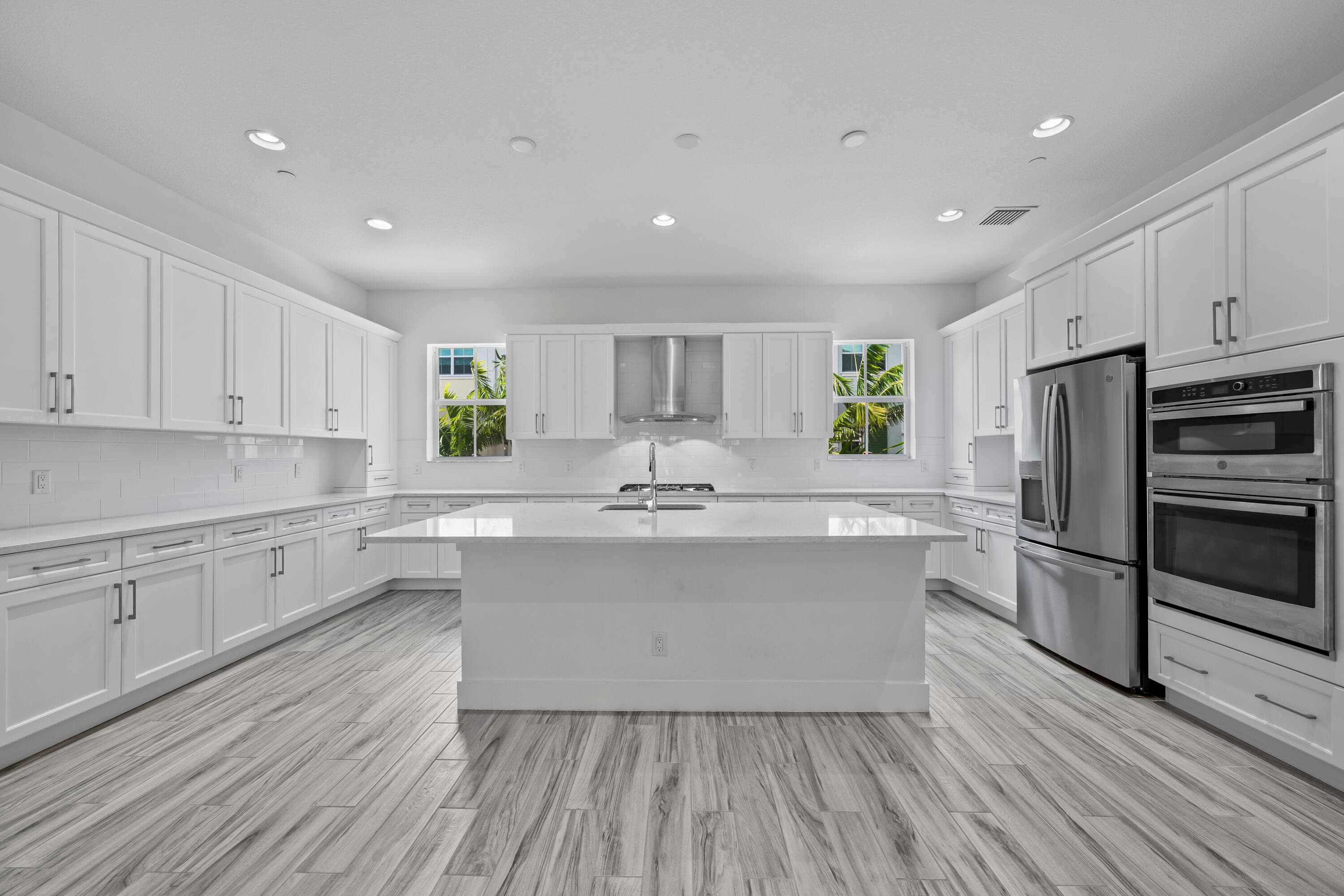 5210 Beckman Terrace, Palm Beach Gardens, FL 33418 — photo 13 of 31