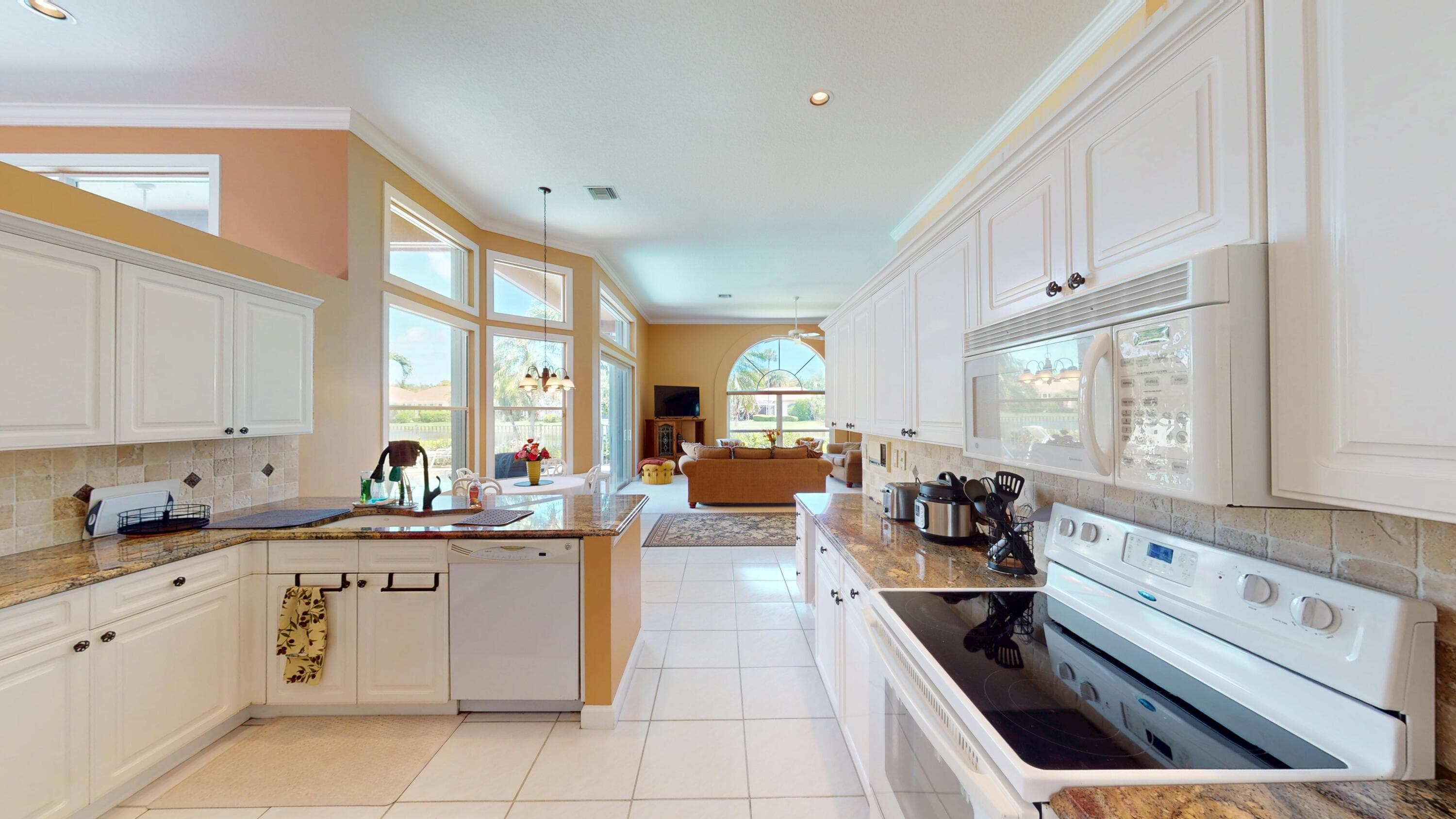 71 Cayman Place, Palm Beach Gardens, FL 33418 — photo 20 of 48