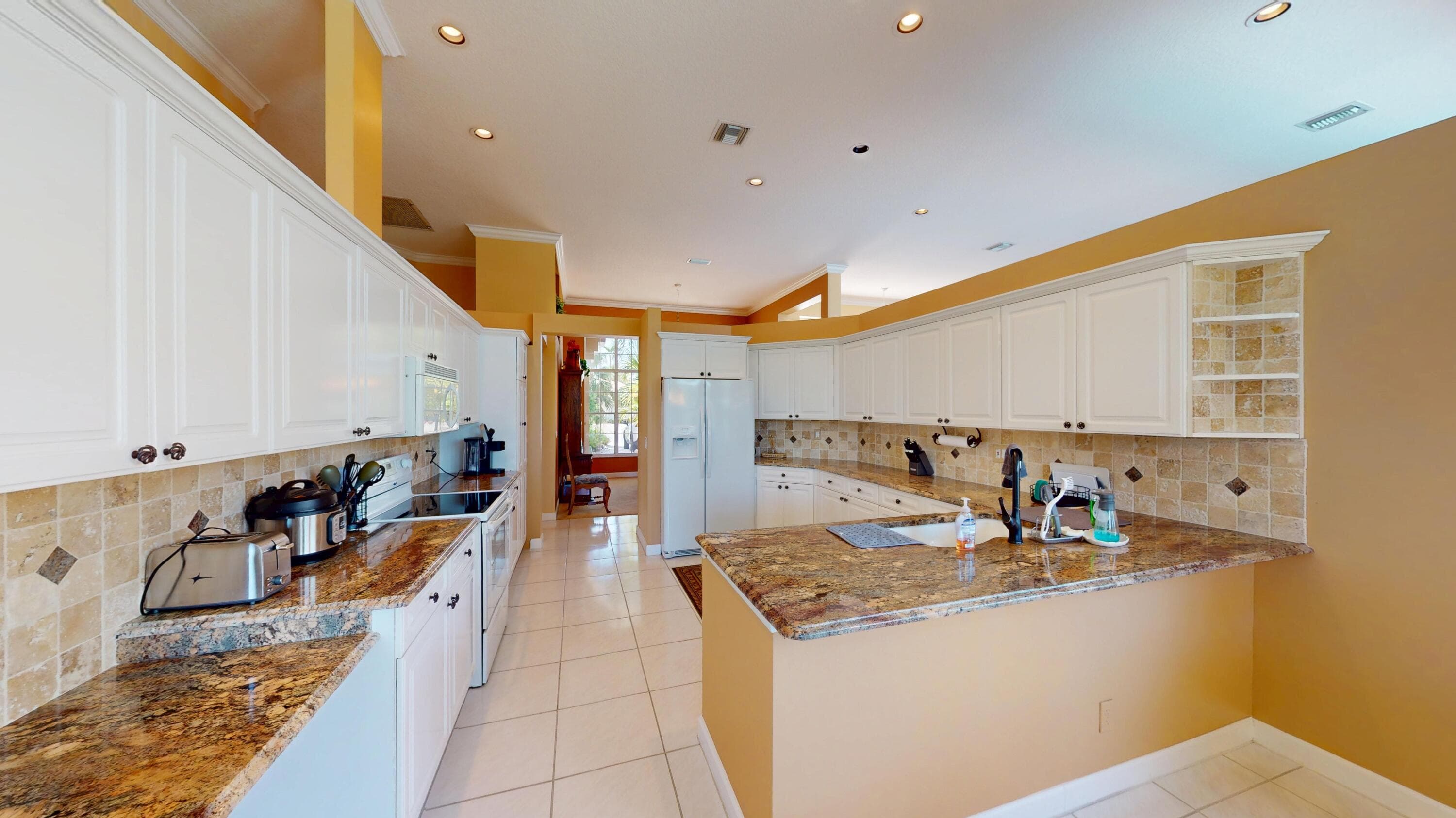 71 Cayman Place, Palm Beach Gardens, FL 33418 — photo 23 of 48
