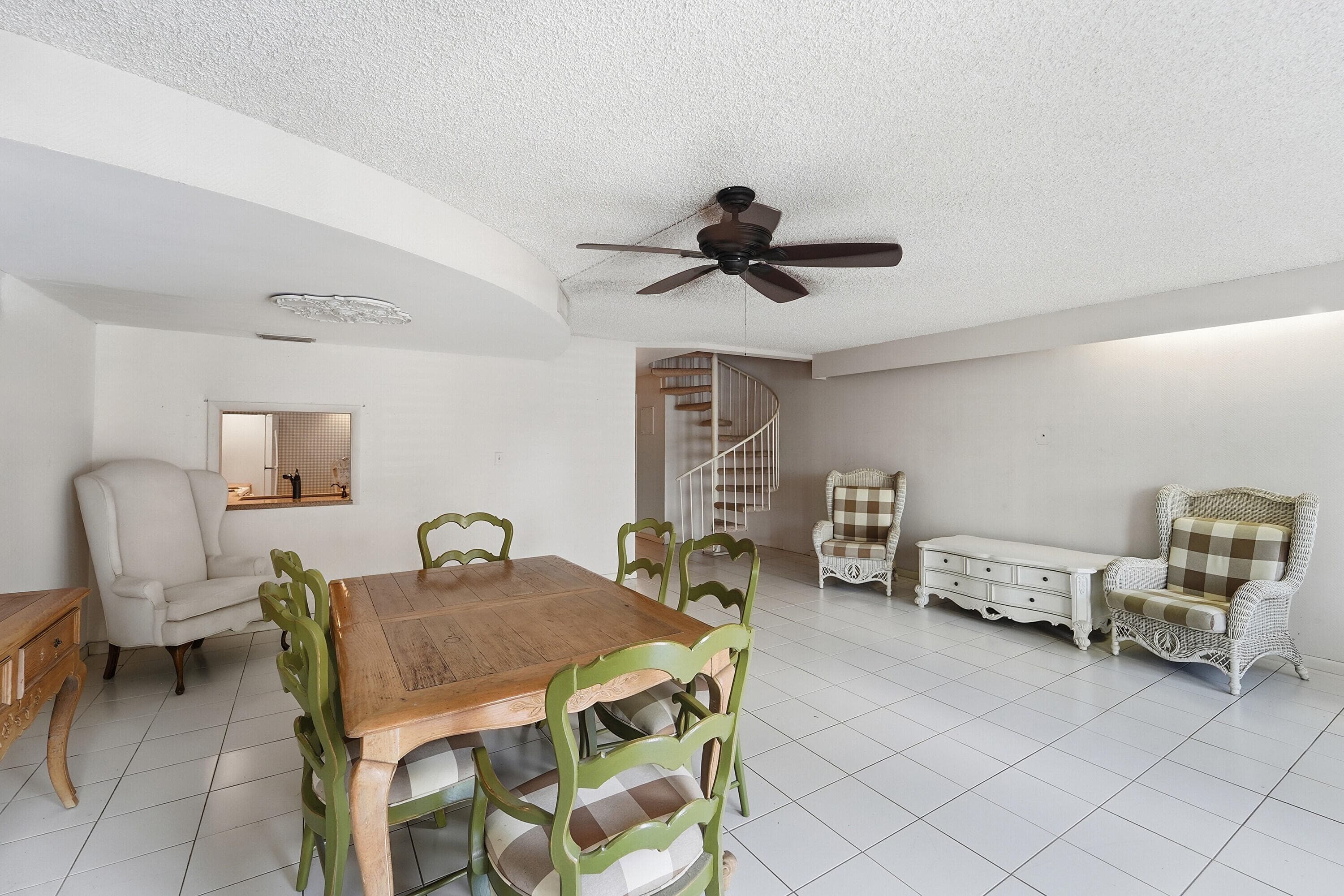 640 Tennis Club Drive 103, Fort Lauderdale, FL 33311 — photo 3 of 39