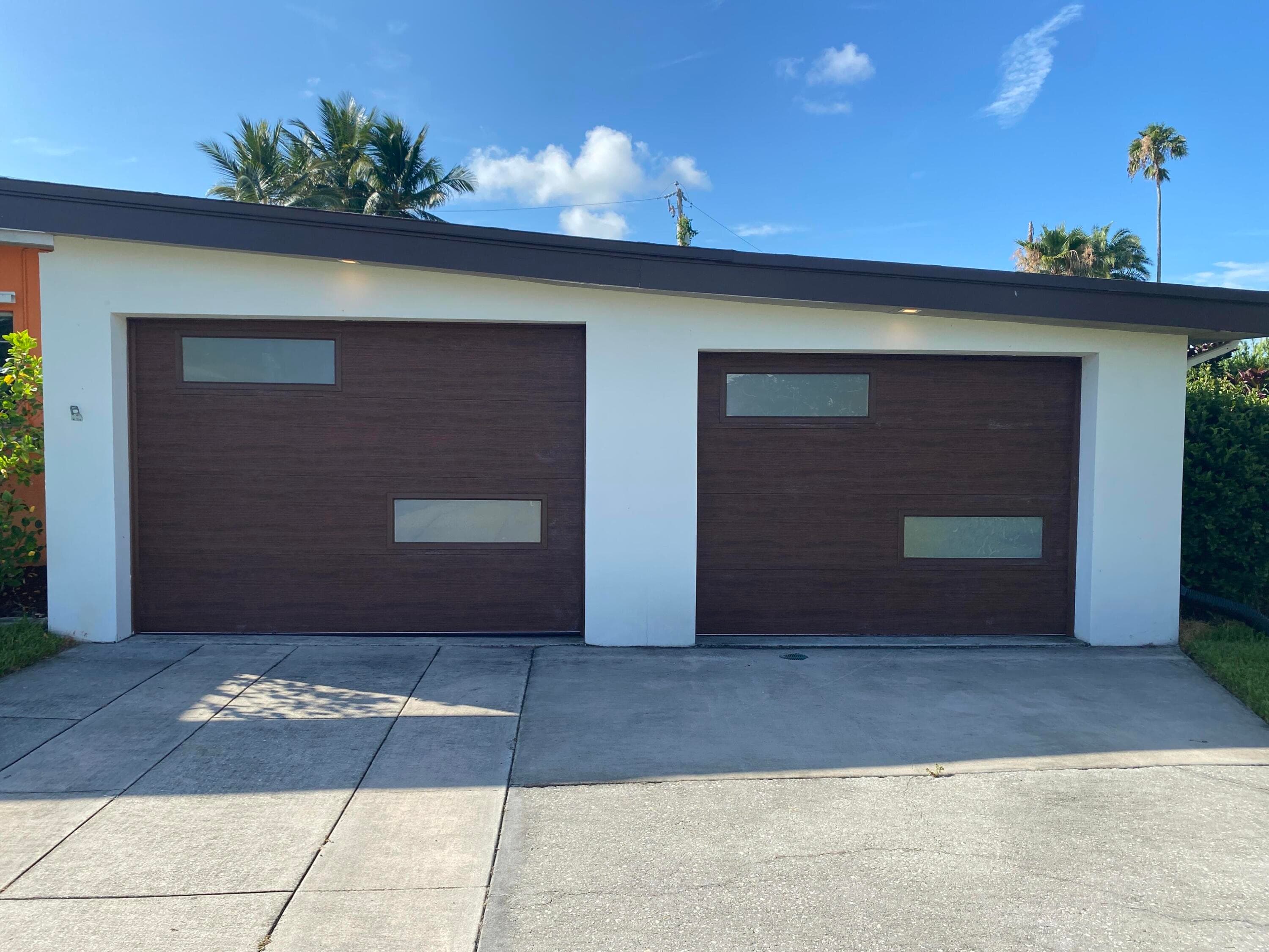 403 21st Place SE, Vero Beach, FL 32962 — photo 2 of 23