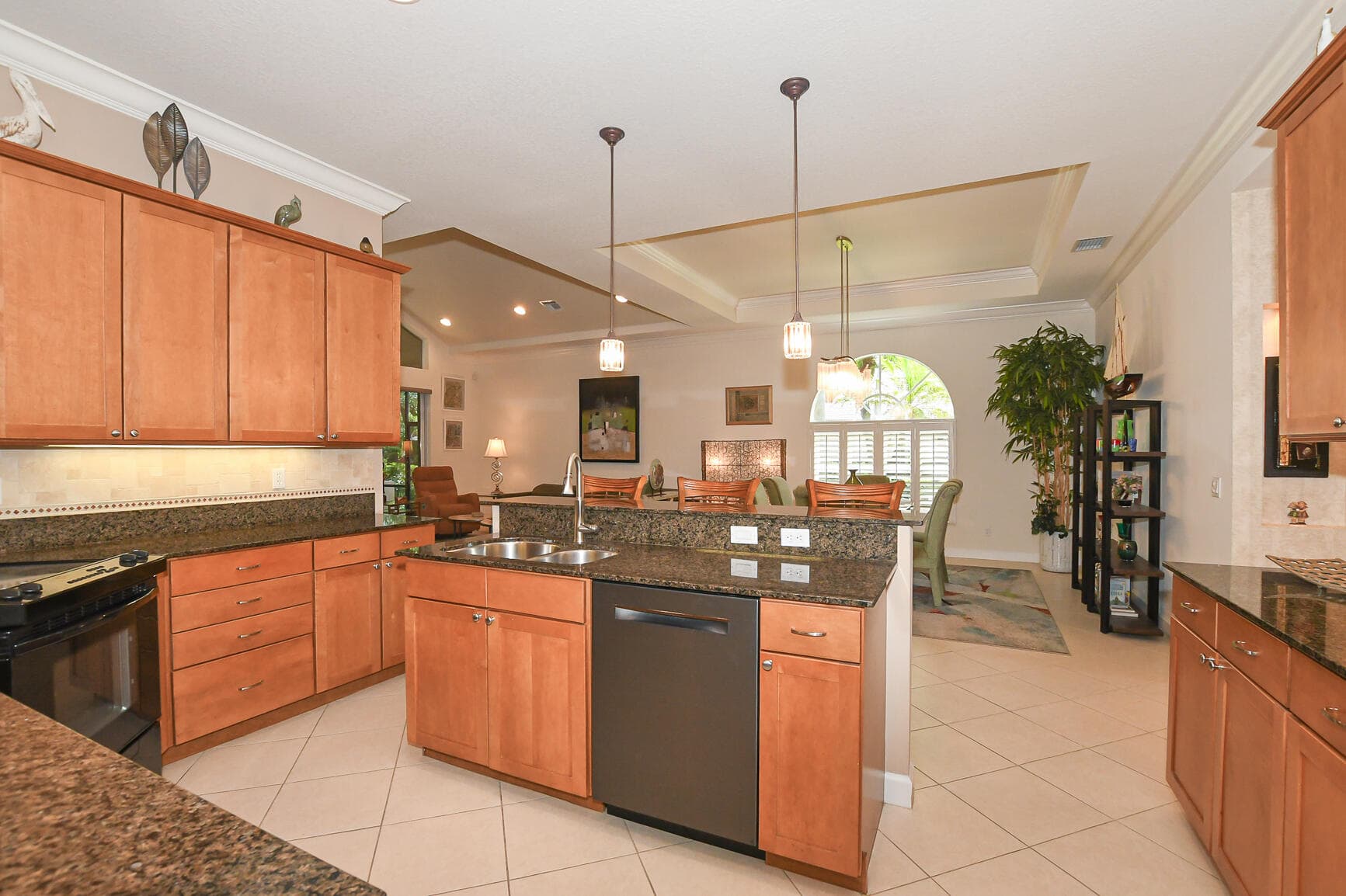 7600 Greenbrier Circle, Port St. Lucie, FL 34986 — photo 13 of 81