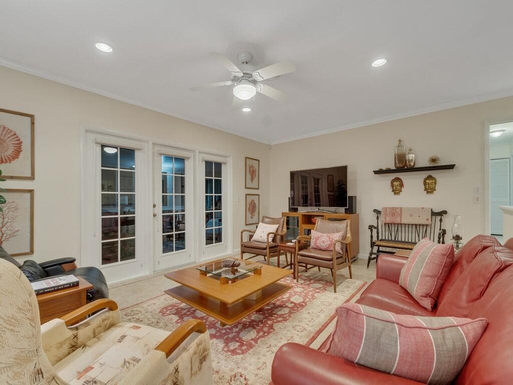 2301 Avalon Avenue, Vero Beach, FL 32960 — photo 46 of 54